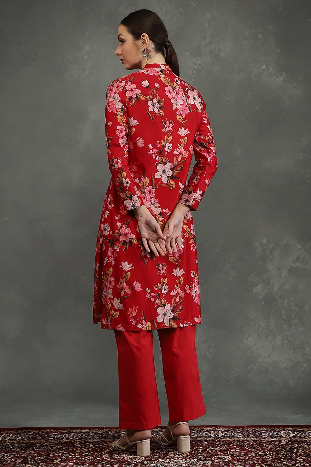 Rohit Bal Red Silk Chanderi Floral Printed Straight Kurta Set image number 4