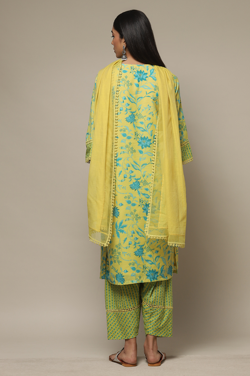 Lime Green Cotton Blend Straight Kurta Salwar Suit Set image number 2