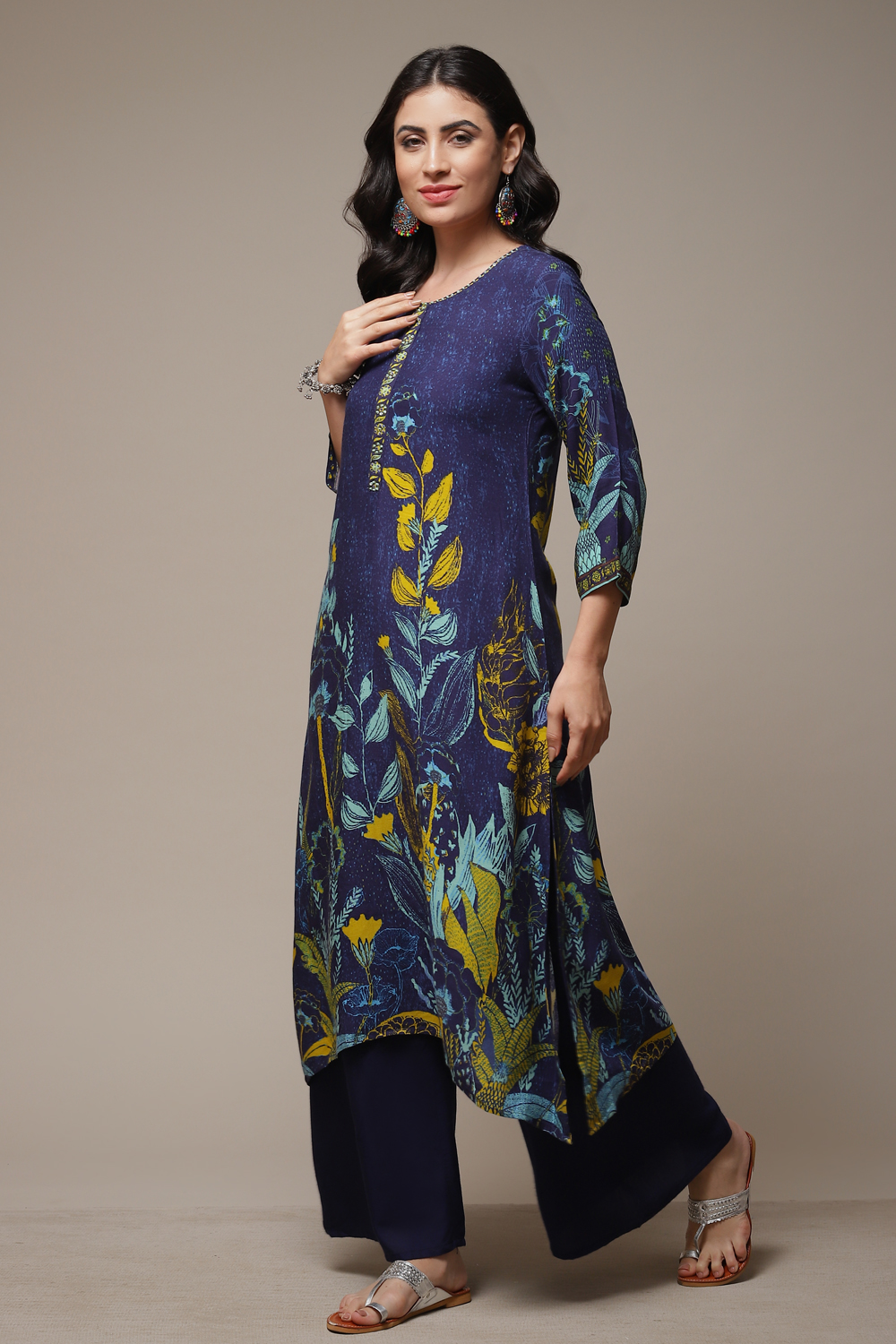 Ecru Rayon Straight Printed Kurta image number 3