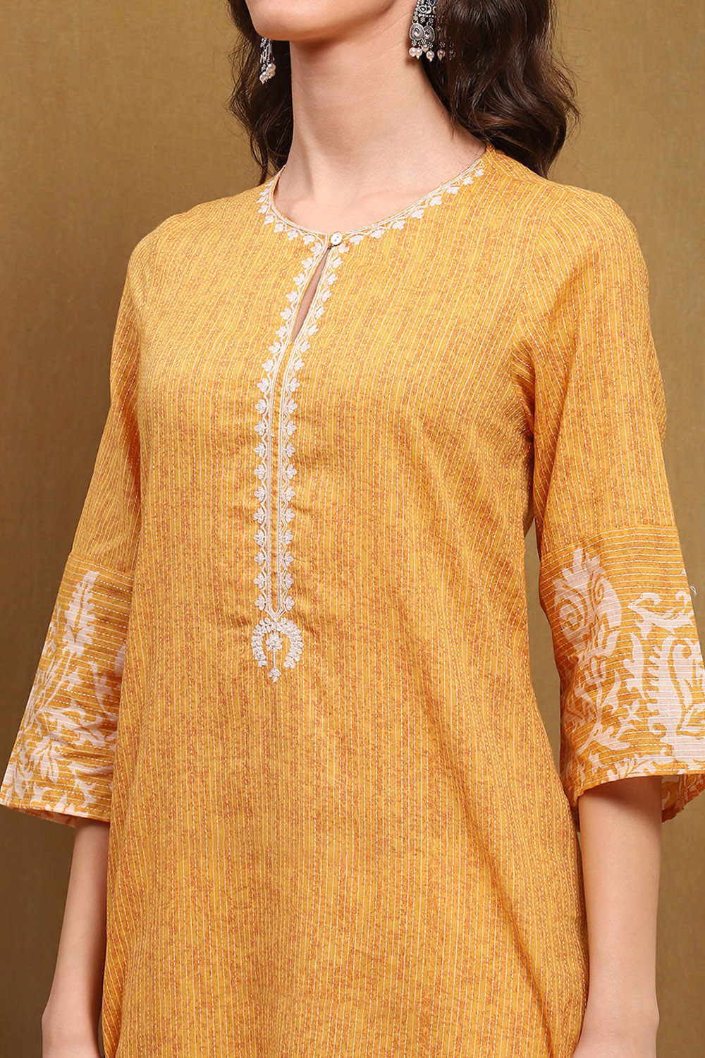 Mustard-Yellow Cotton Straight Kurta image number 1