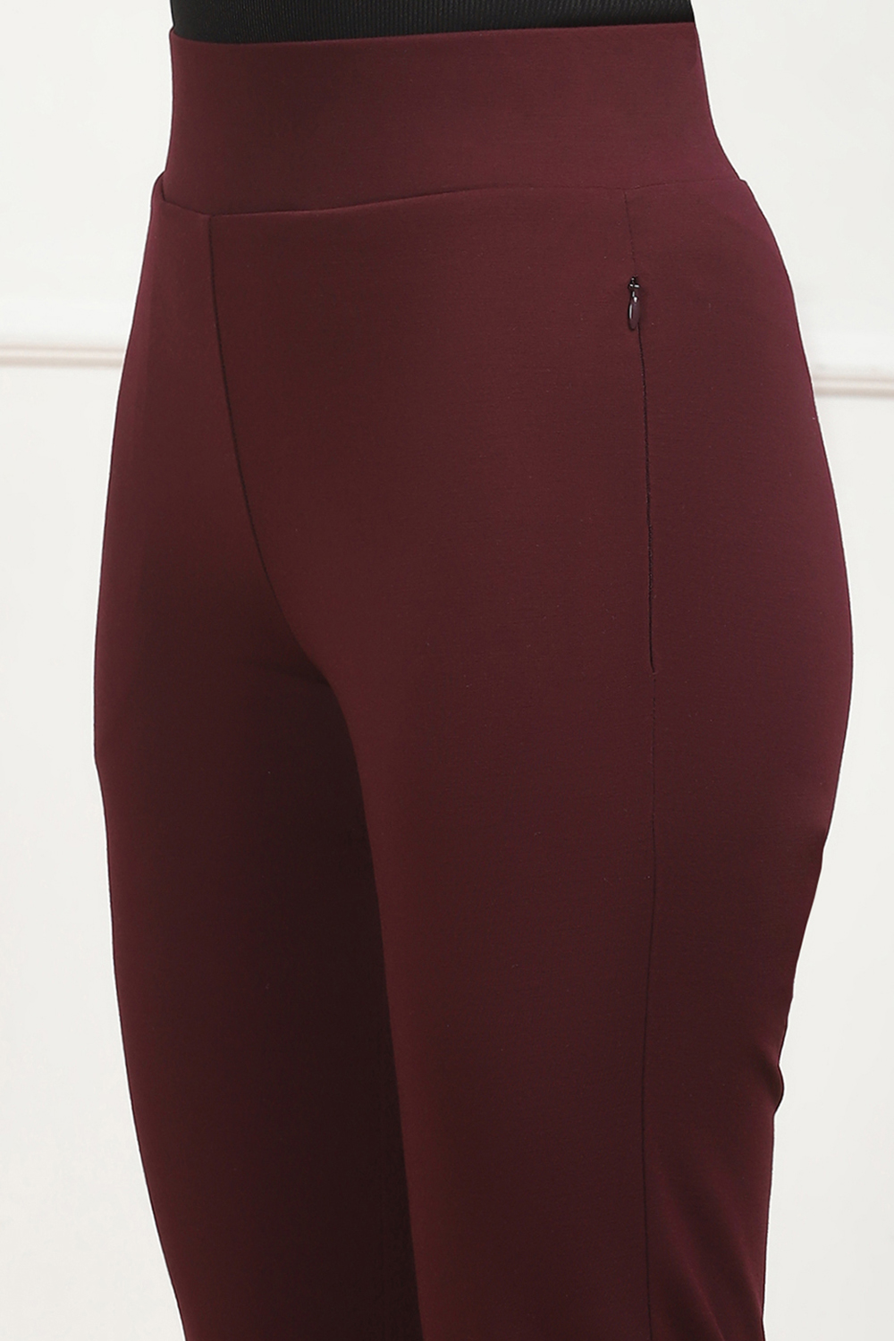 Burgundy Solid Stretchable Slim Fit Pants image number 1