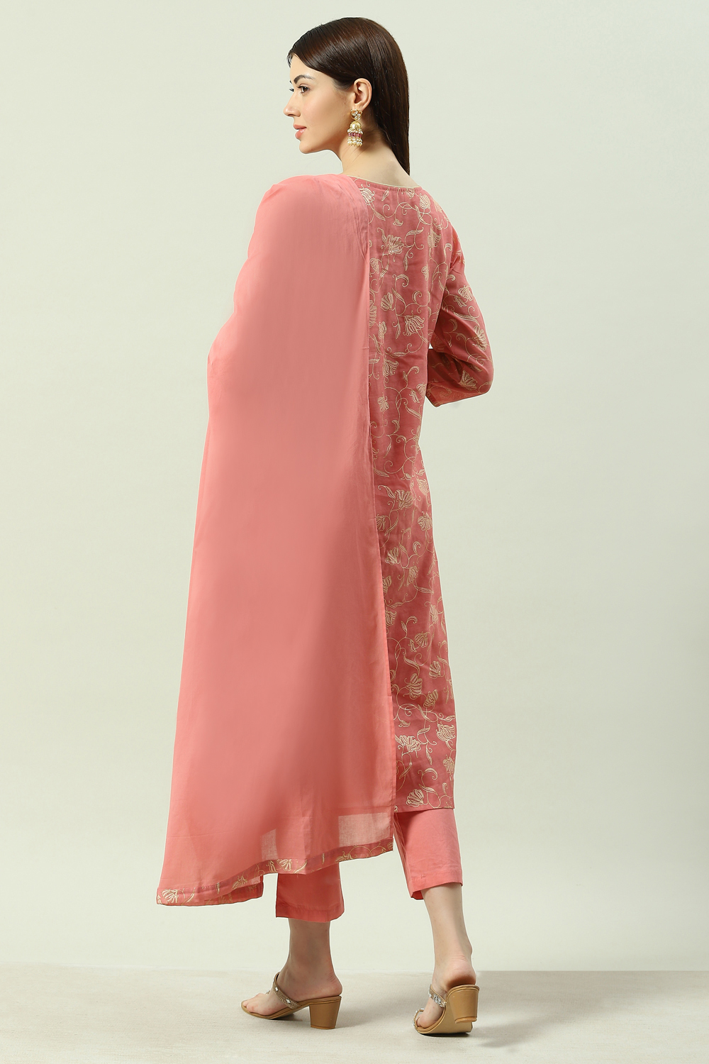 Blush Pink Printed Straight Kurta Regular Pants Suit Set image number 4