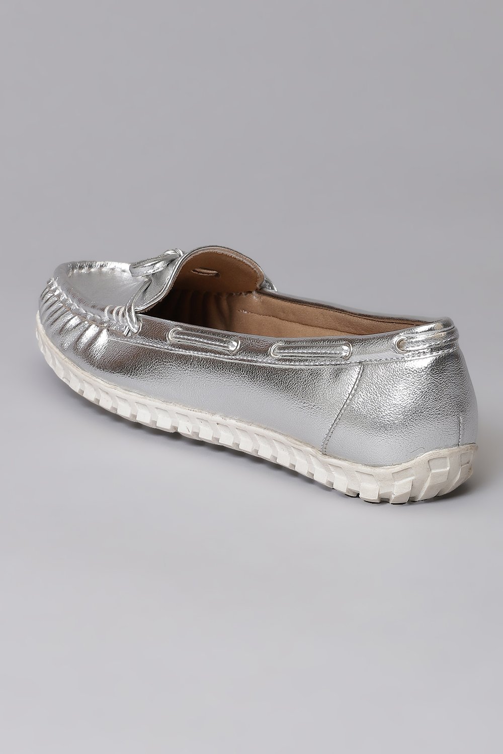 Silver best sale metallic loafers