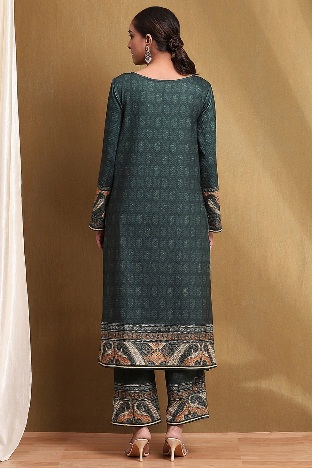 Teal Printed Straight Winter wear Kurta Set image number 4