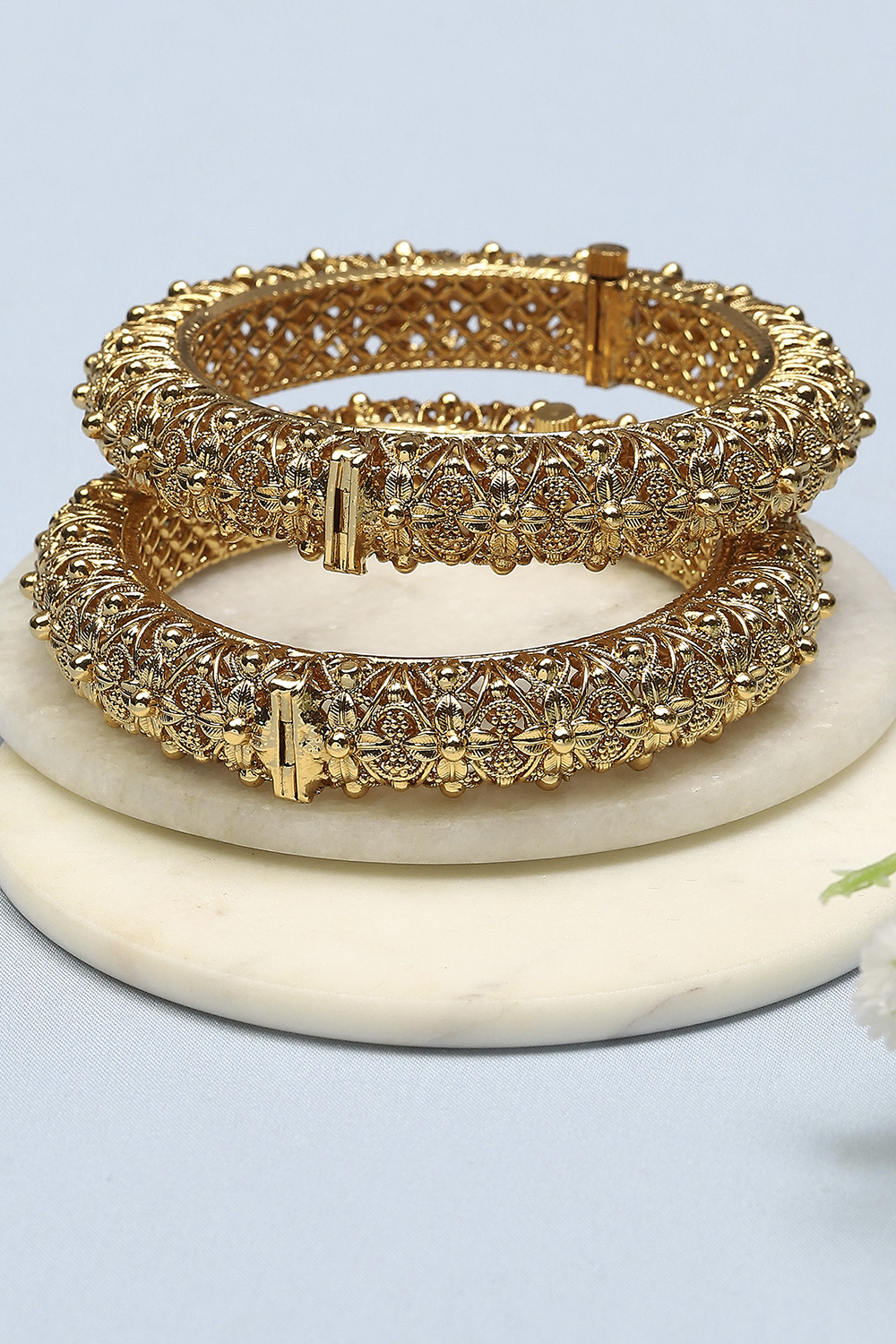 Gold Festive Kade Festive Bangle image number 0