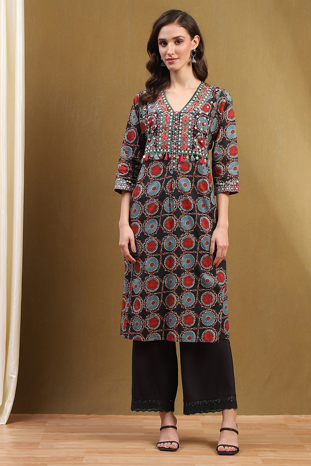 Black Cotton Printed Kalidar Kurta Set image number 6