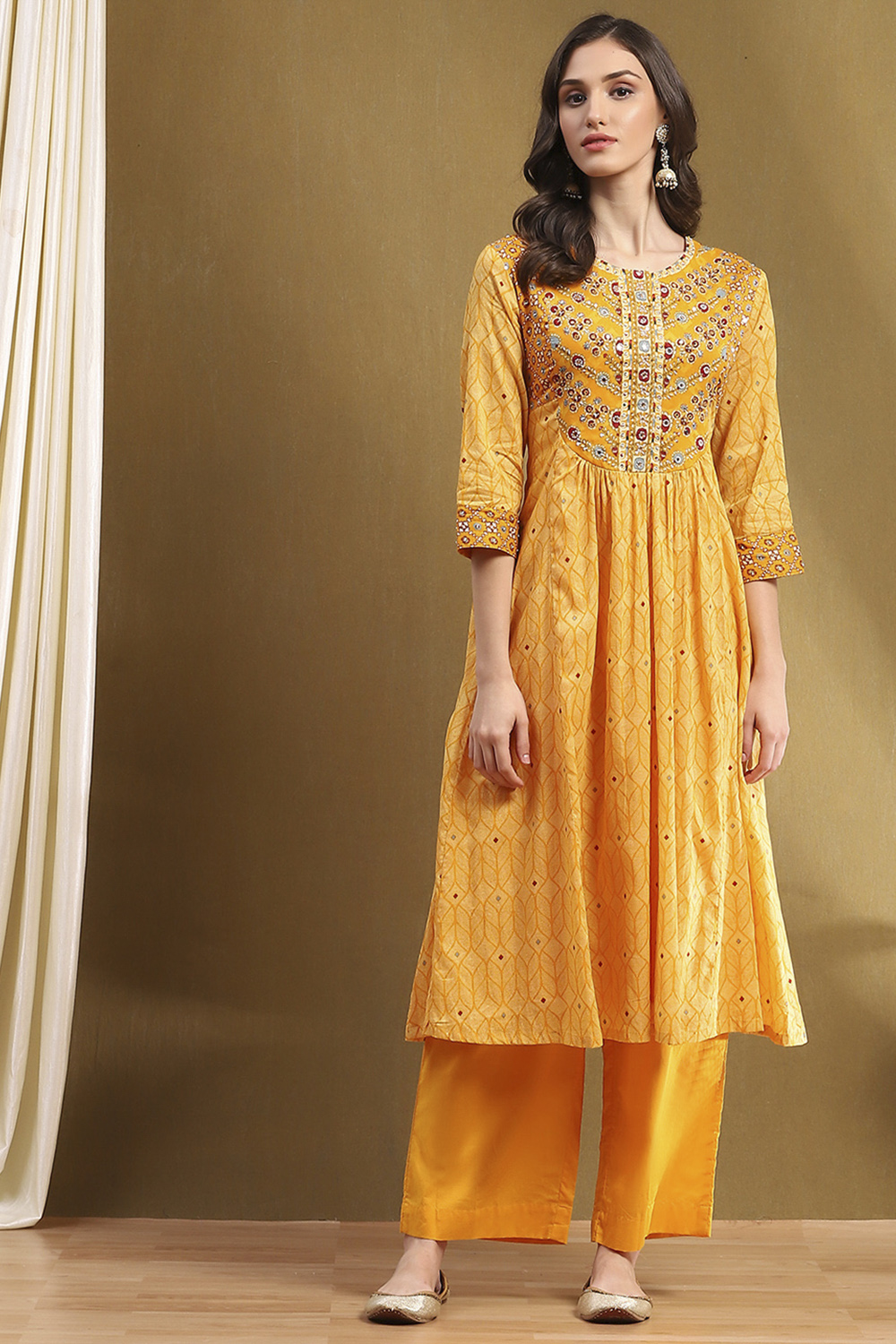 Mustard Yellow Cotton Printed Flared Festive Suit Set image number 7