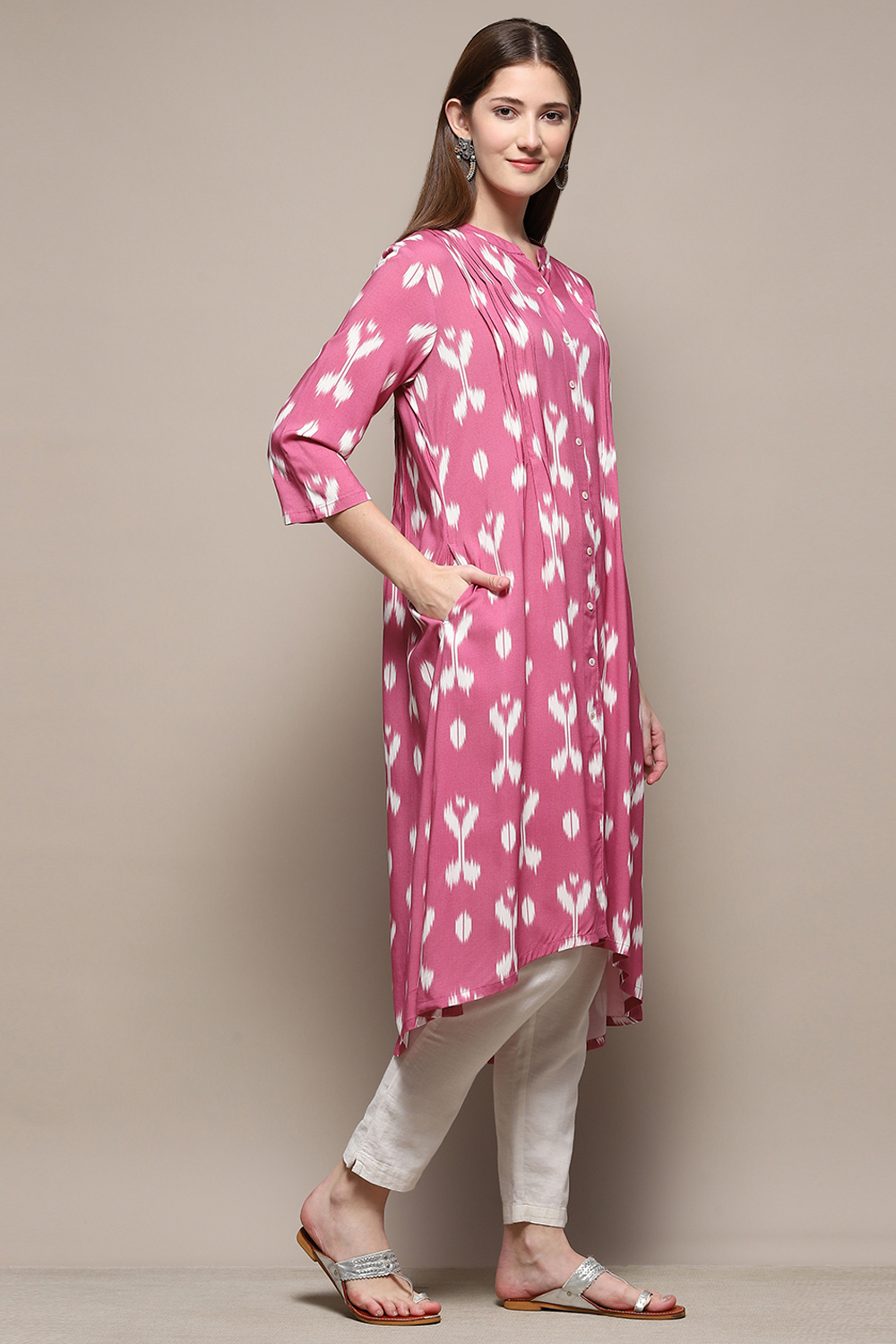 Purple Rayon Flared Yarndyed Kurta image number 4