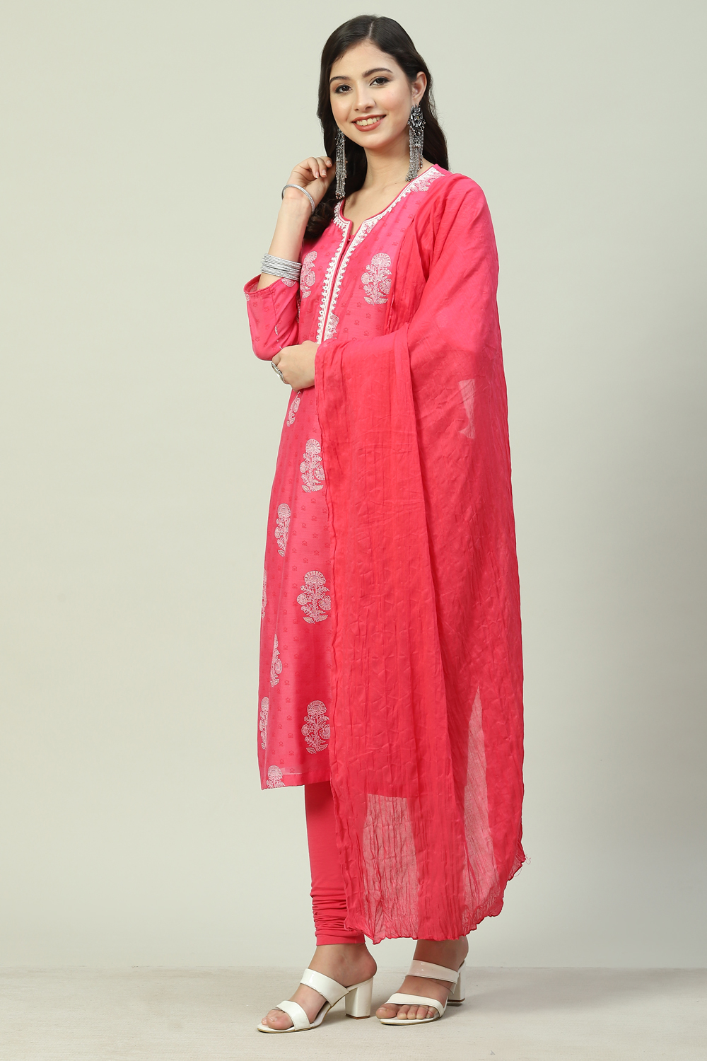 Peach Straight Kurta Churidar Suit Set image number 0