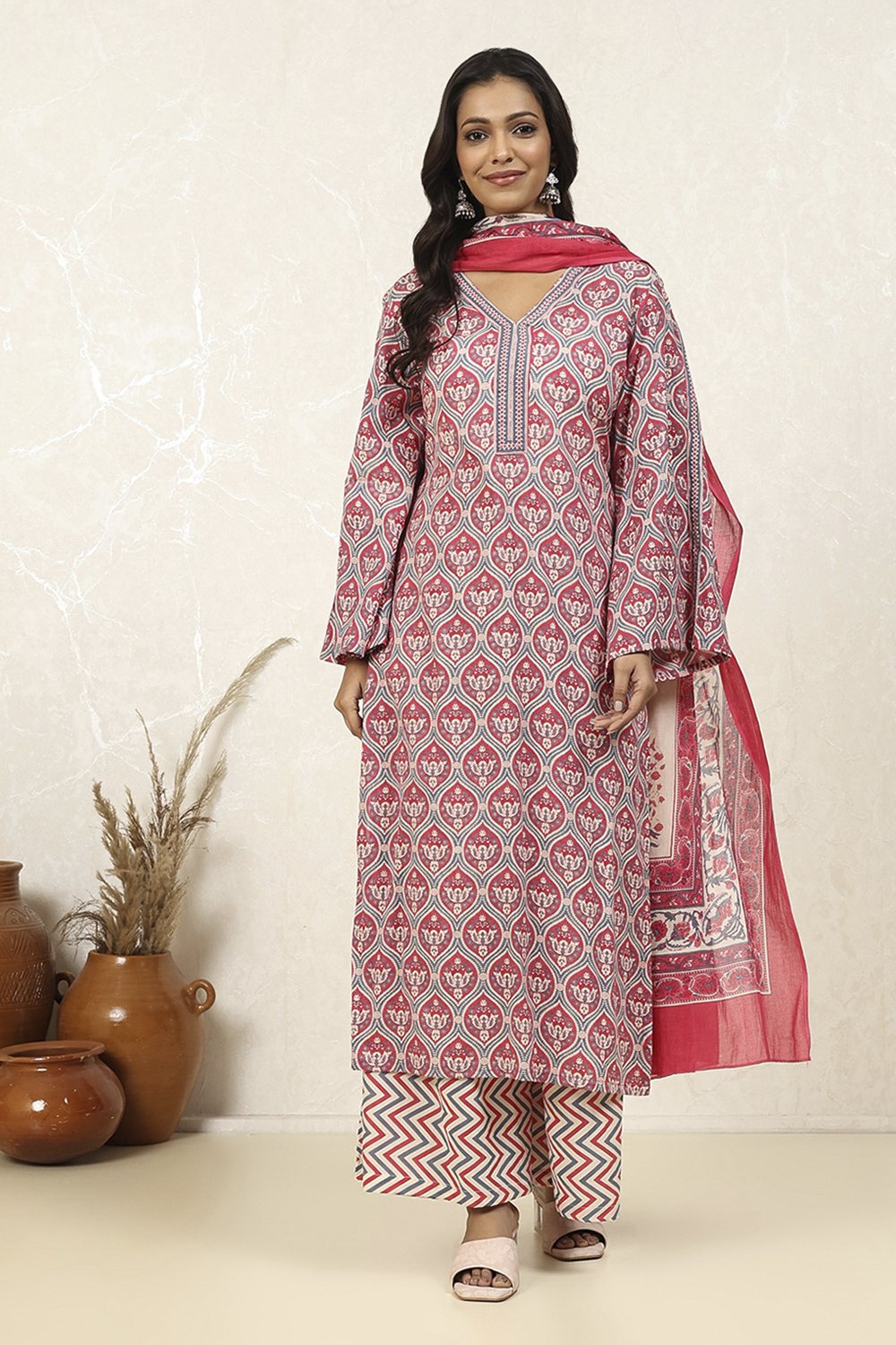 Pink Cotton Printed Unstitched Suit Set image number 1