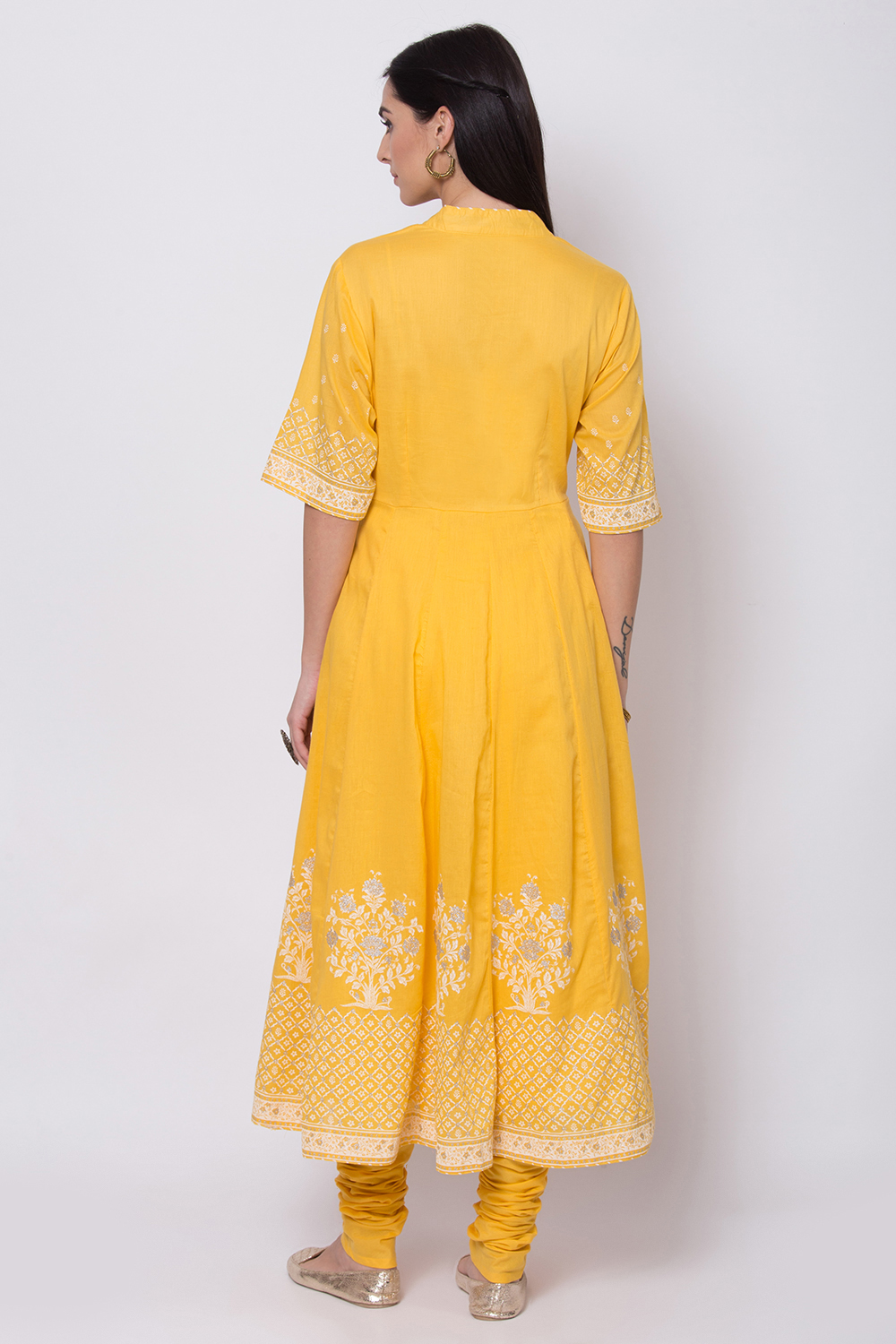 Yellow Cotton Anarkali Kurta Churidar Suit Set image number 4
