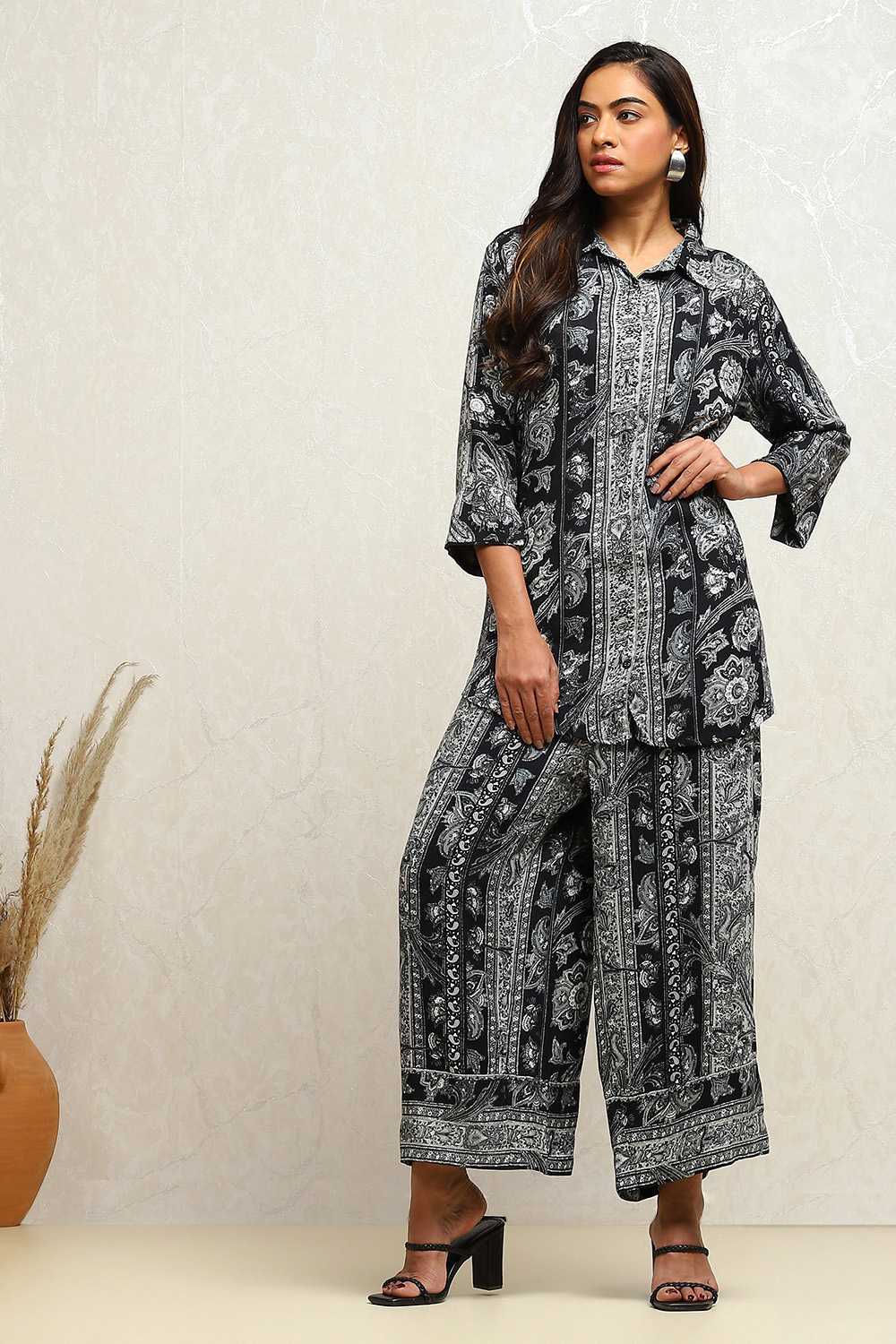 Black Printed Shirt-Style Kurti Co-ord Set image number 0