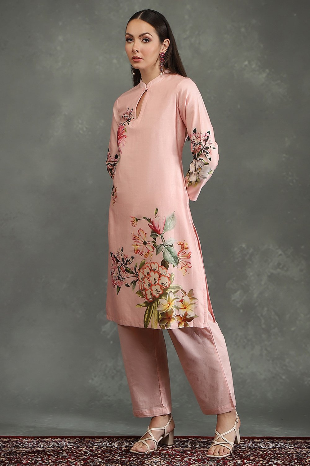 Rohit Bal Light Pink Silk Chanderi Floral Straight Kurta Set image number 2