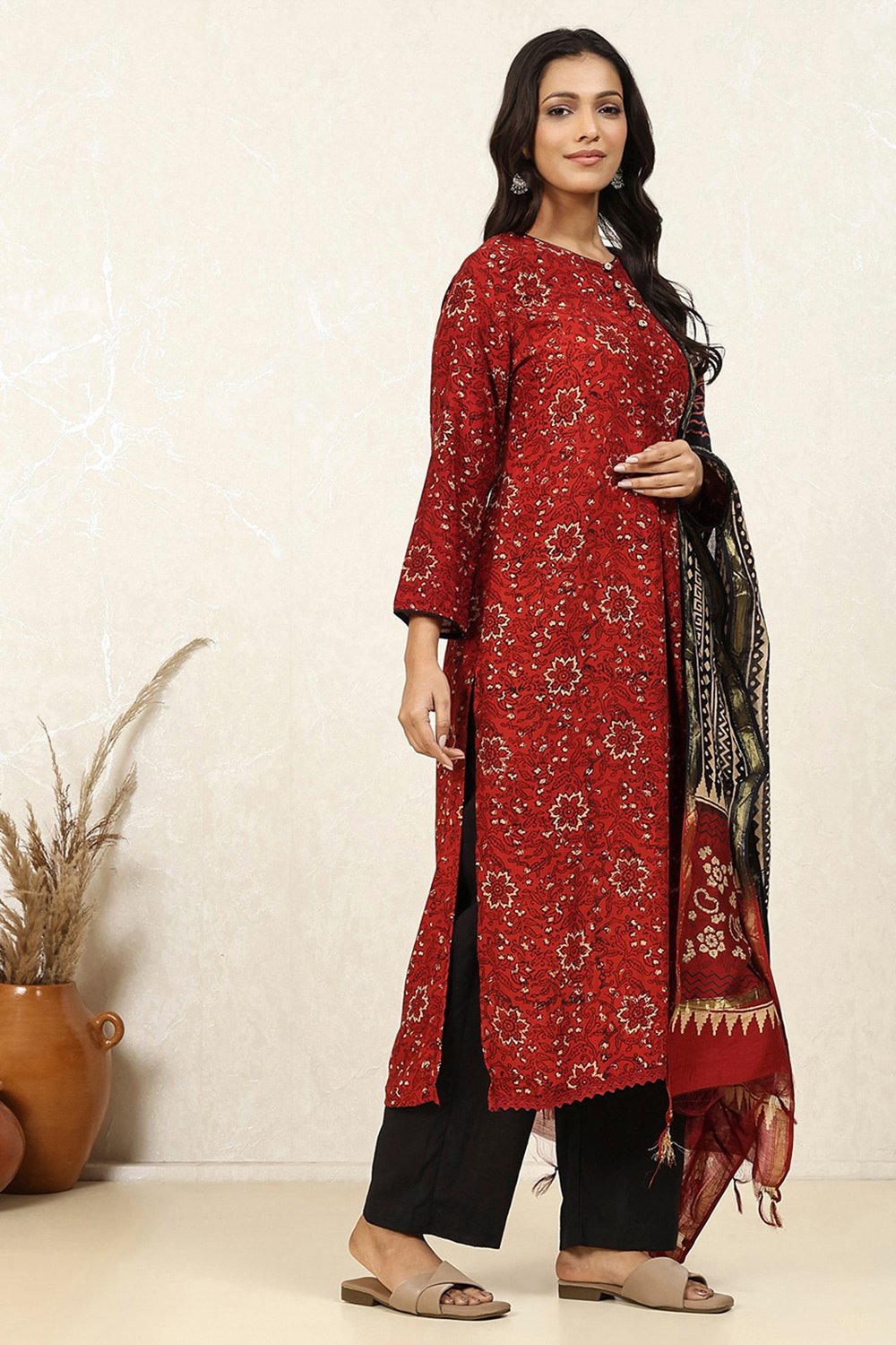 Red Muslin Hand Block Print Unstitched Suit Set image number 6