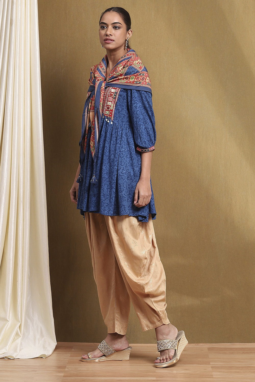 Blue and Beige Embroidered Peplum Kurta Set image number 3