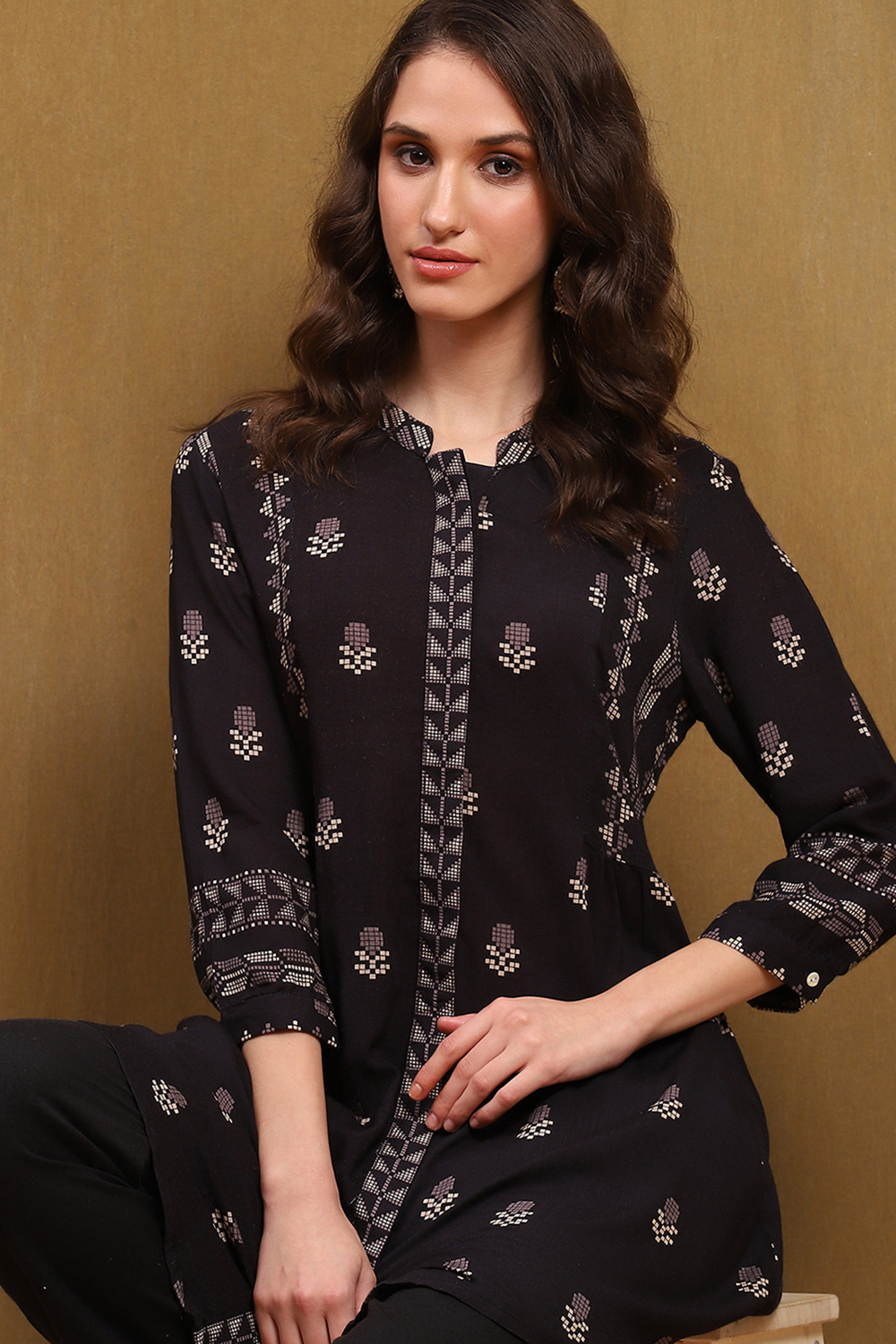 Navy Rayon Straight Kurta image number 6