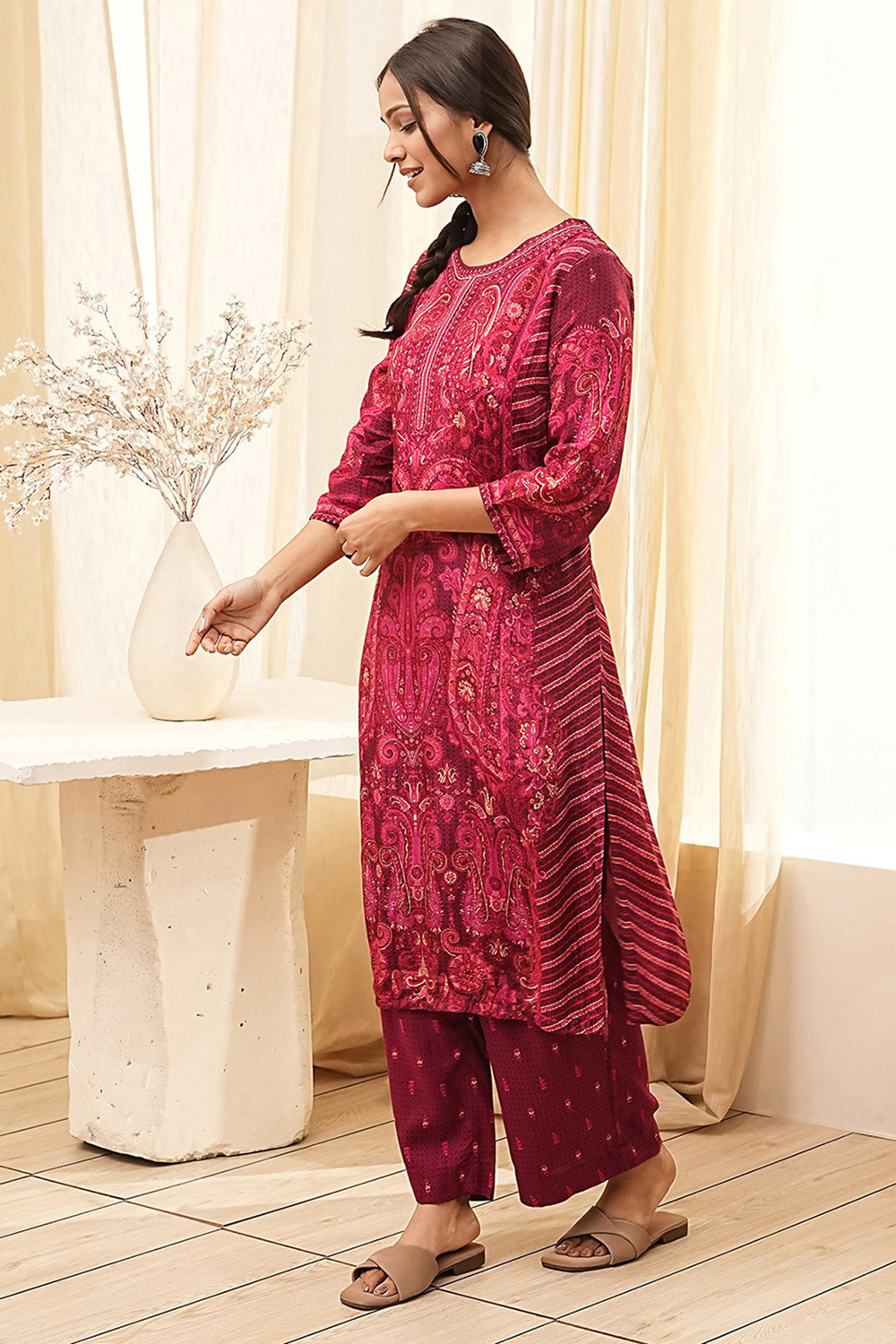 Burgundy Crepe Printed Straight Kurta Set image number 3