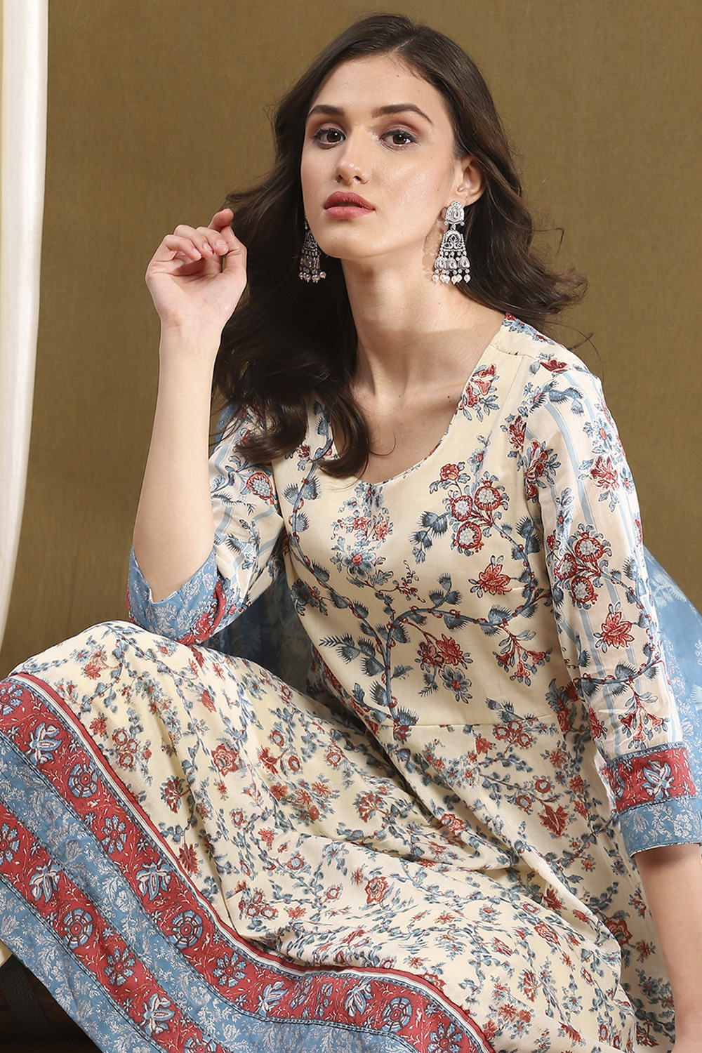 Off-white Cotton Floral Printed Anarkali Suit Set image number 0