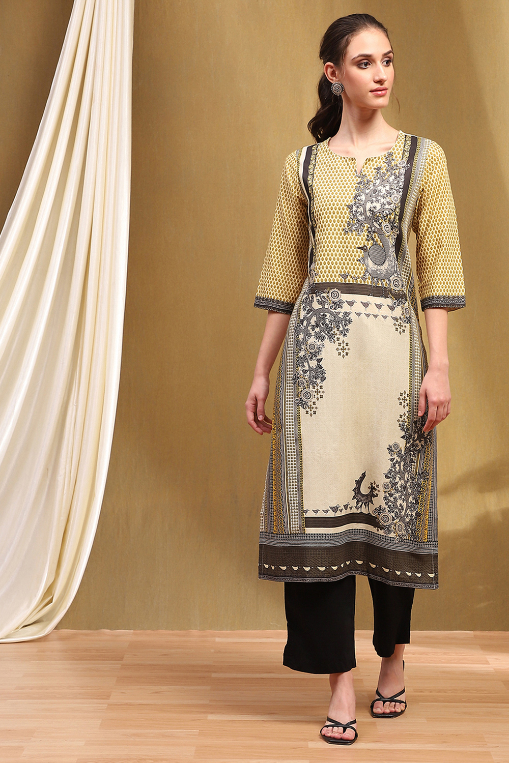 Yellow Cotton Printed Straight Kurta image number 5