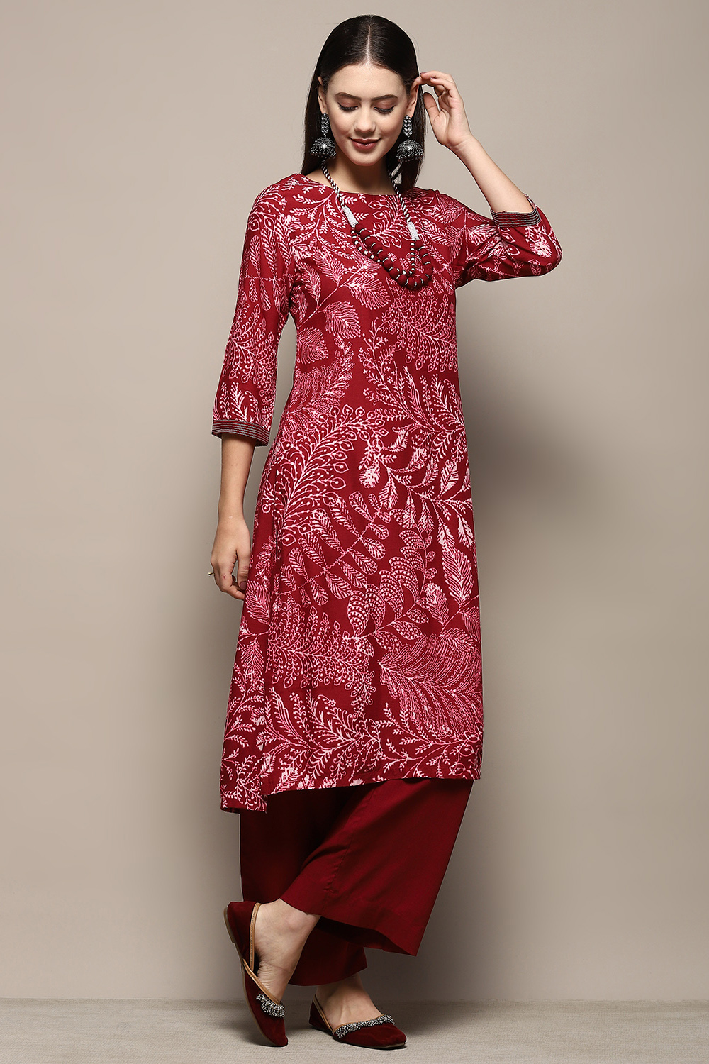 Maroon Printed Straight Kurta Set image number 0