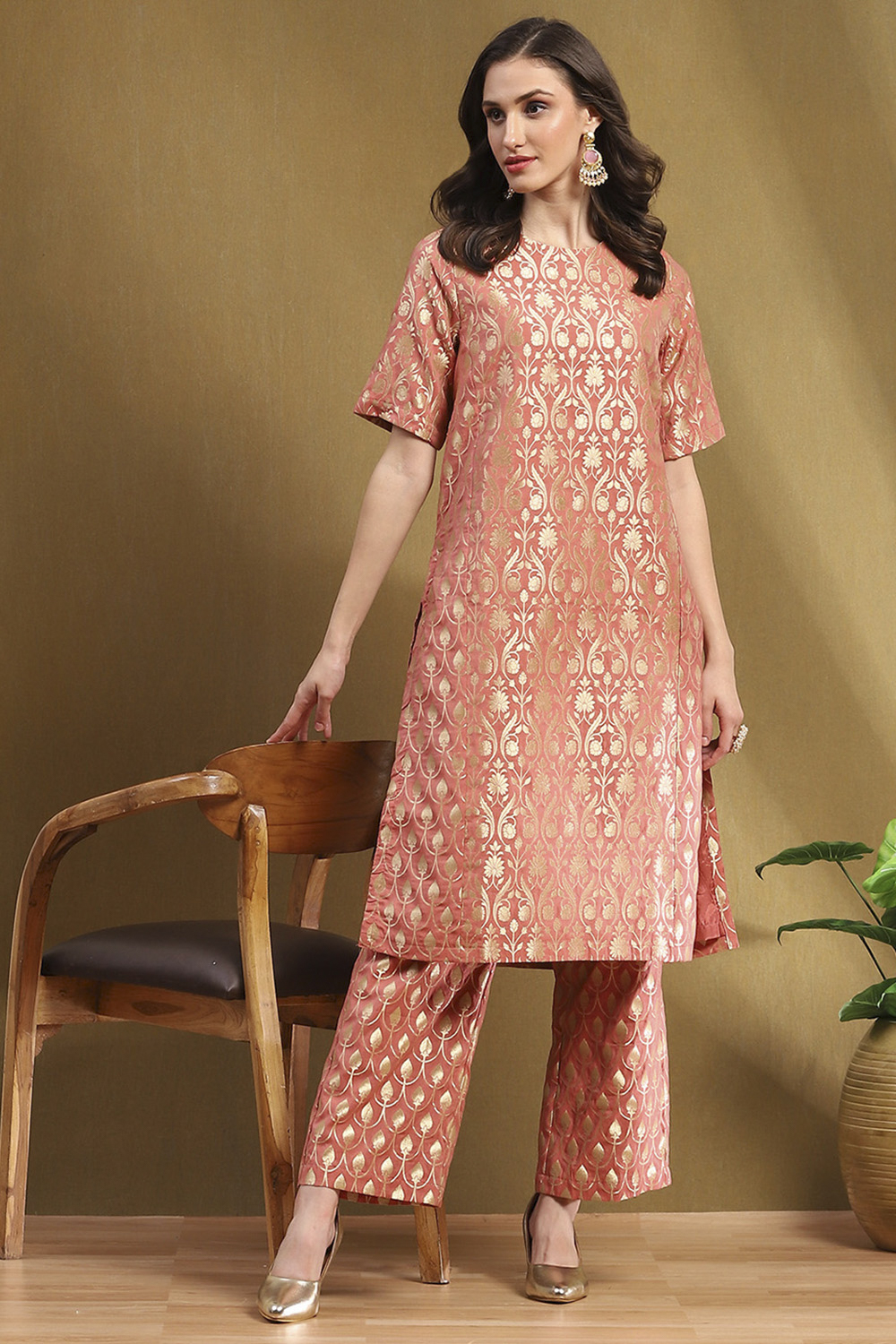 Peach Jacquard Straight Set image number 0