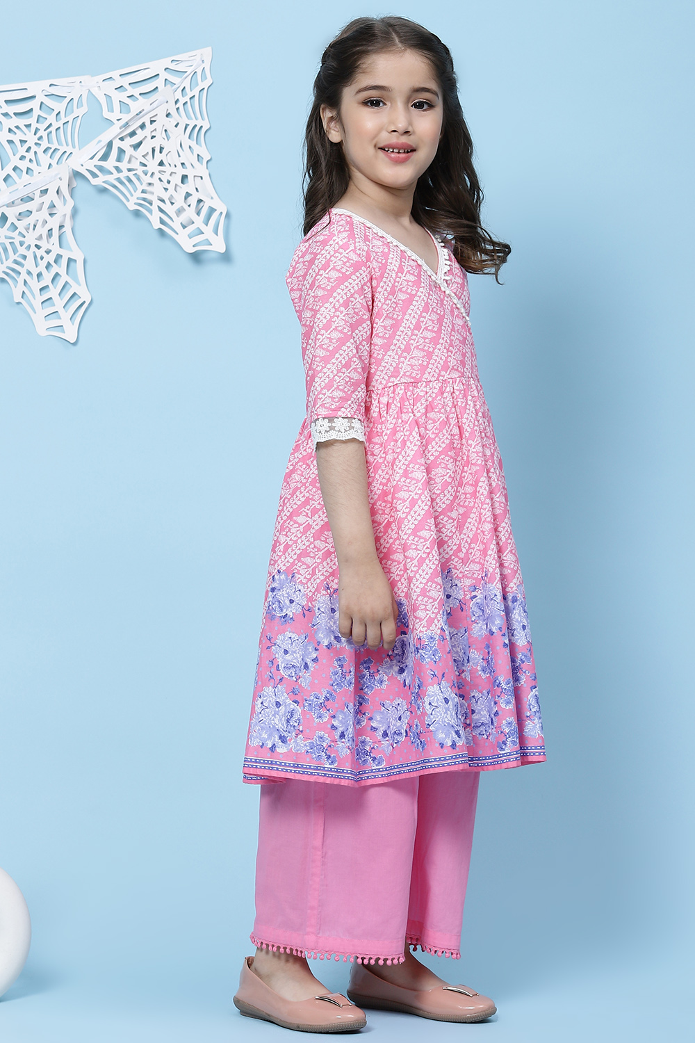 Pink Cotton Flared Printed Kurta Set image number 5