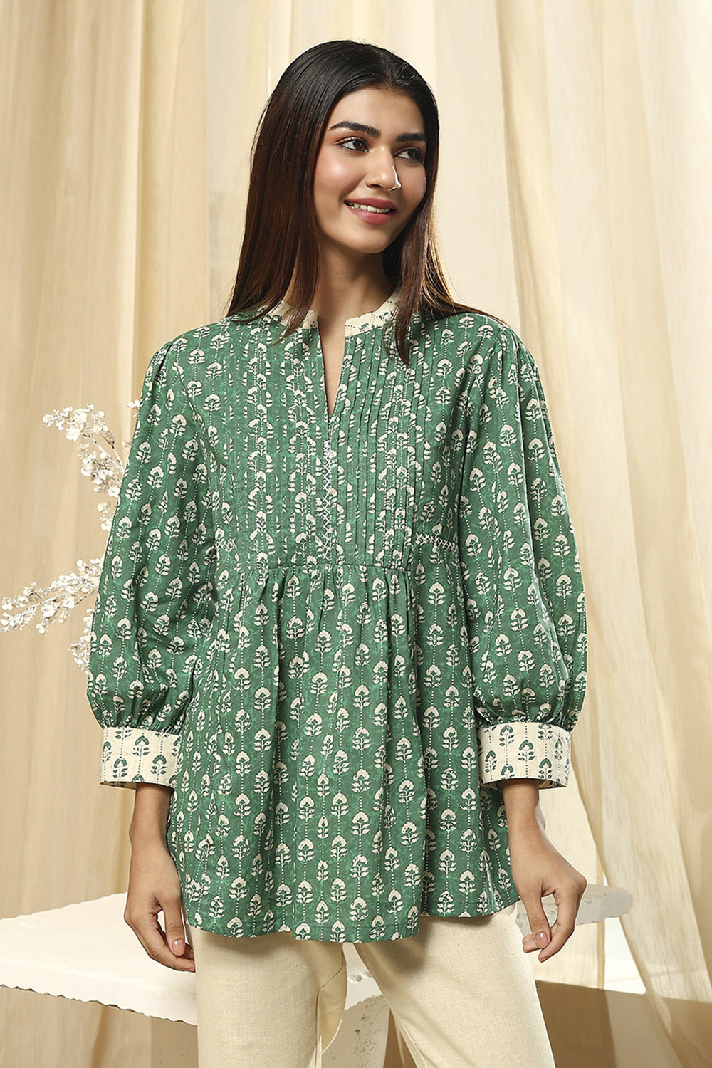 Green Cotton Printed Short A-Line Kurta image number 5