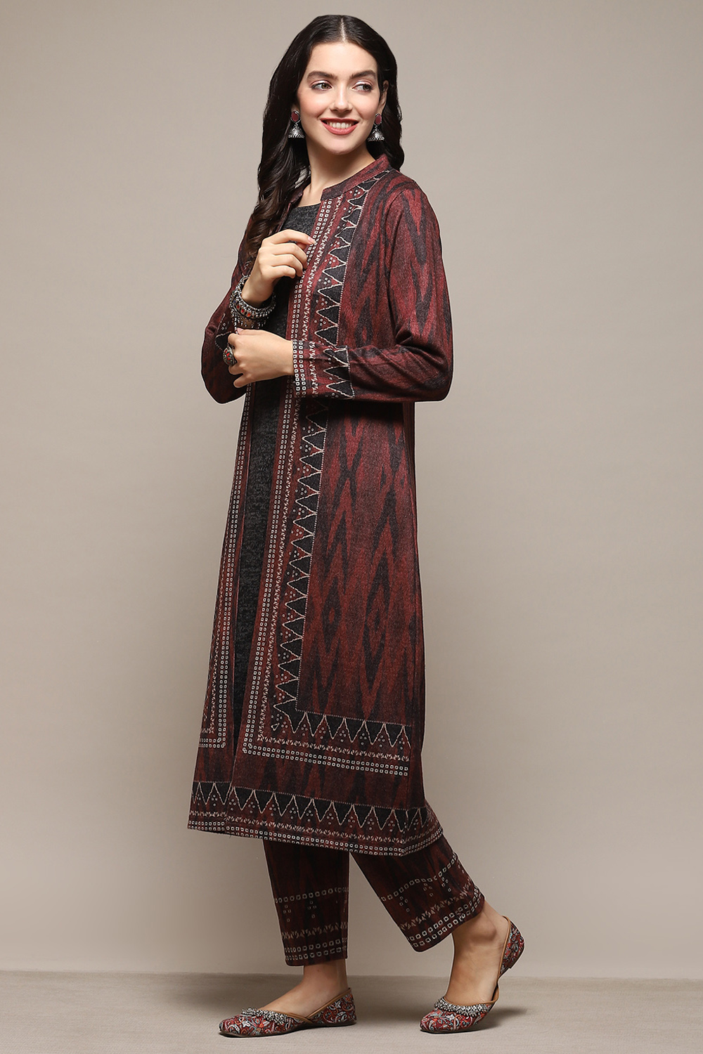 Black Polyester Straight Printed Kurta Pant Suit Set image number 3