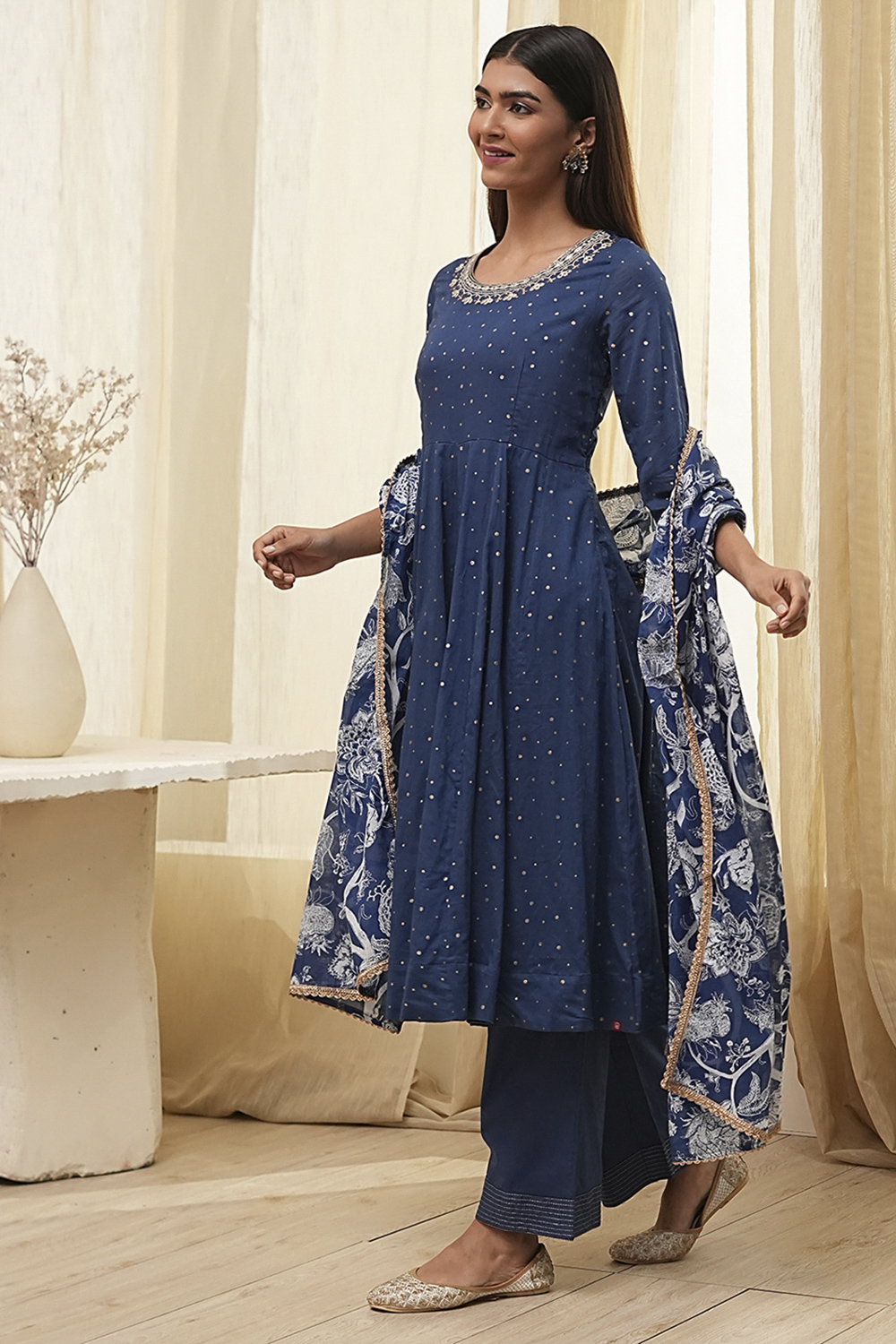 Blue Cotton Foil Printed Anarkali Suit Set image number 3