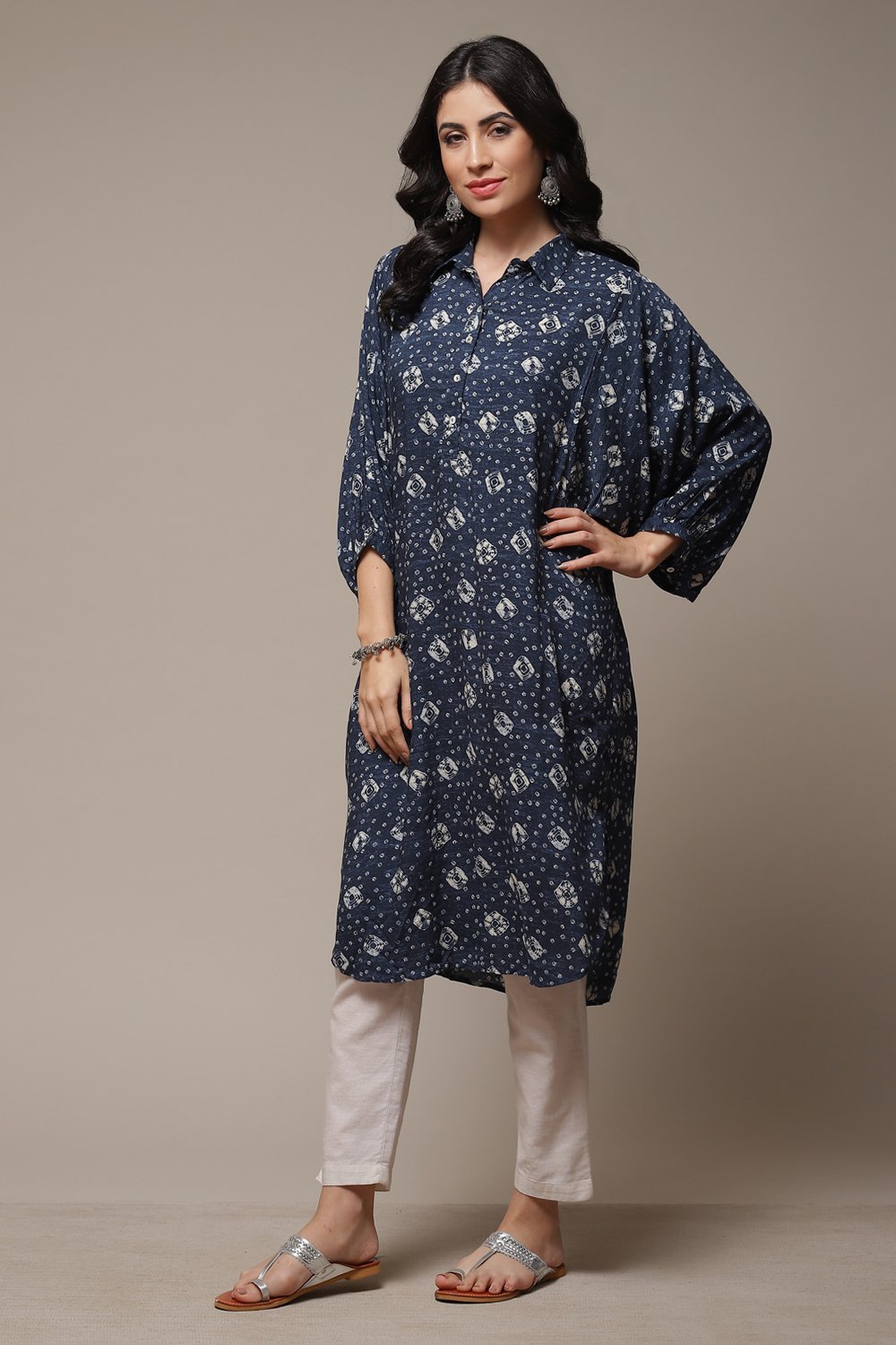 Indigo Rayon Straight Printed Kurta image number 3