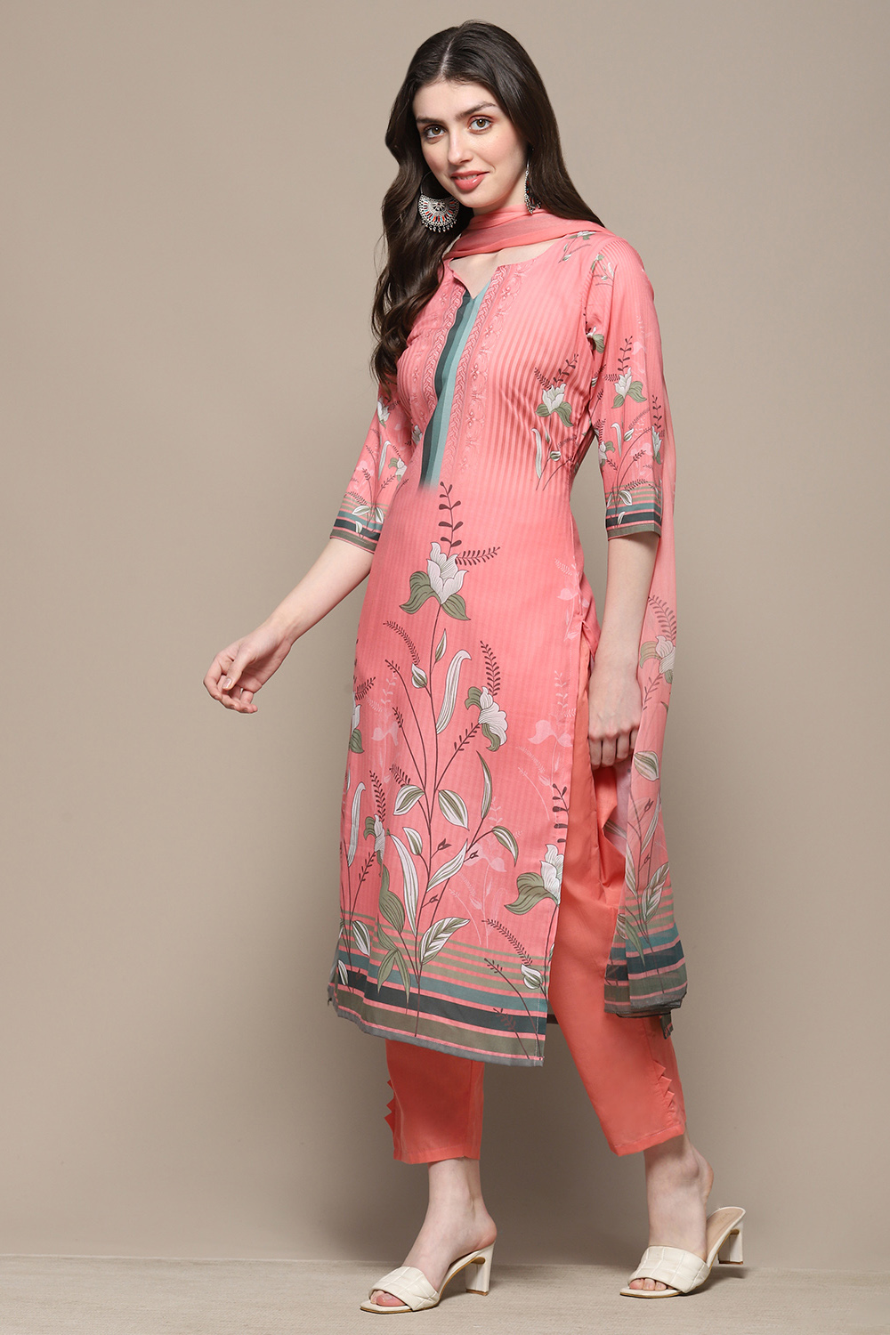 Pink Cotton Blend Floral Digital Print Unstitched Suit Set image number 5