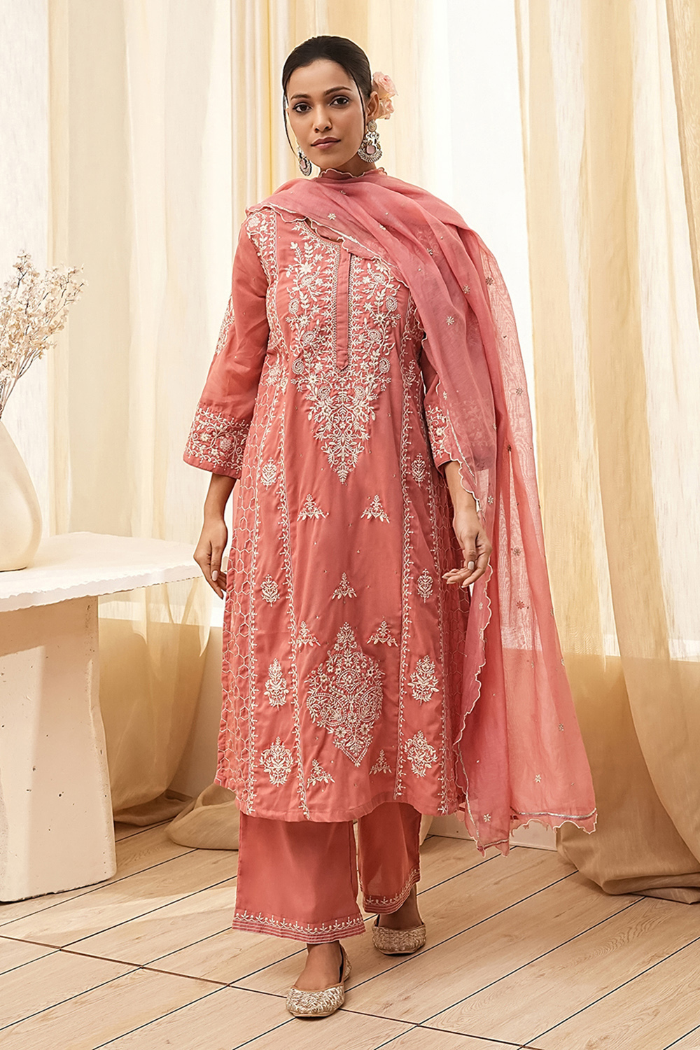 Pink Cotton Blend Embroidered Straight Suit Set image number 3