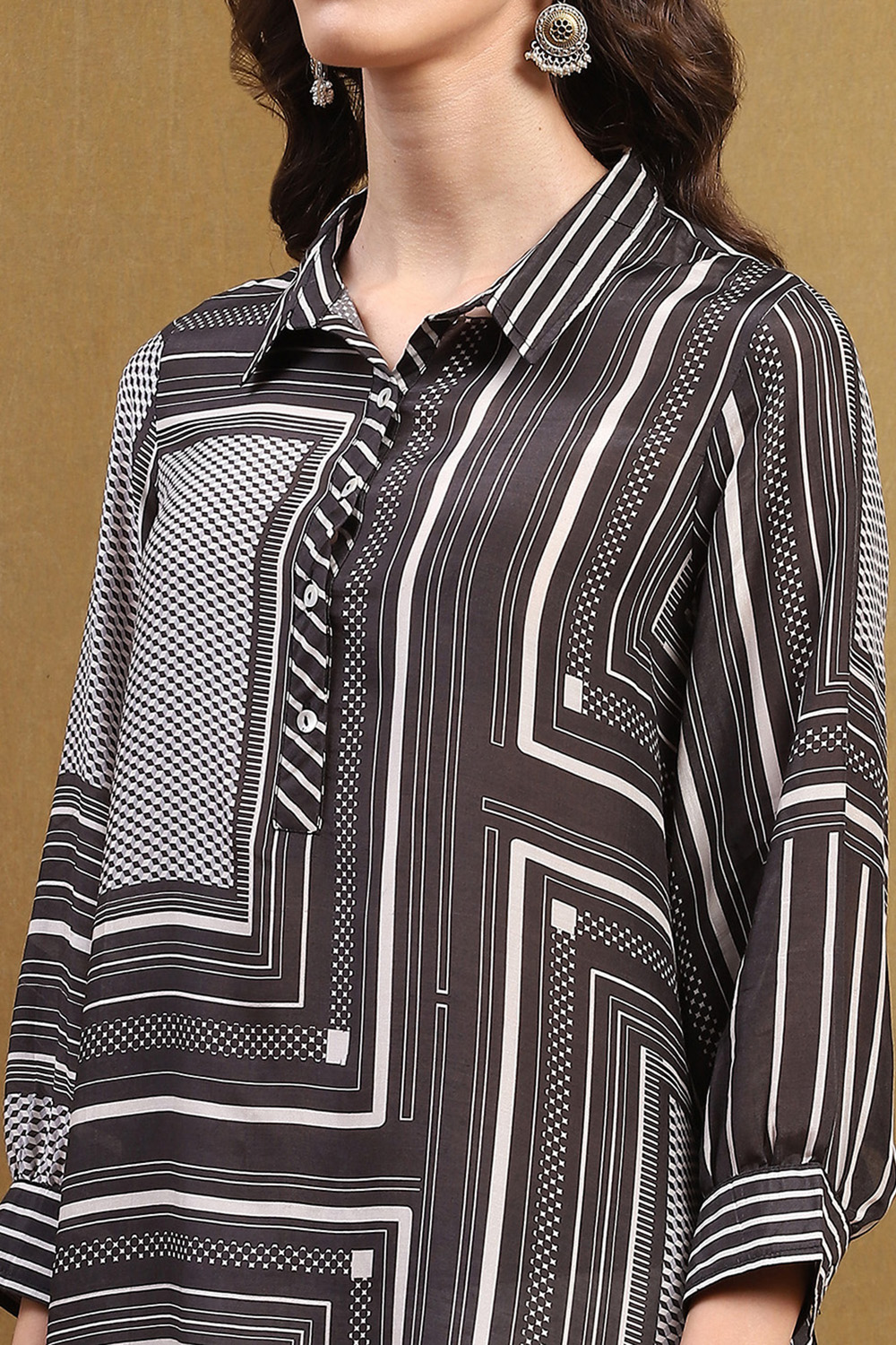 Black Viscose Blend Straight Shirt image number 1