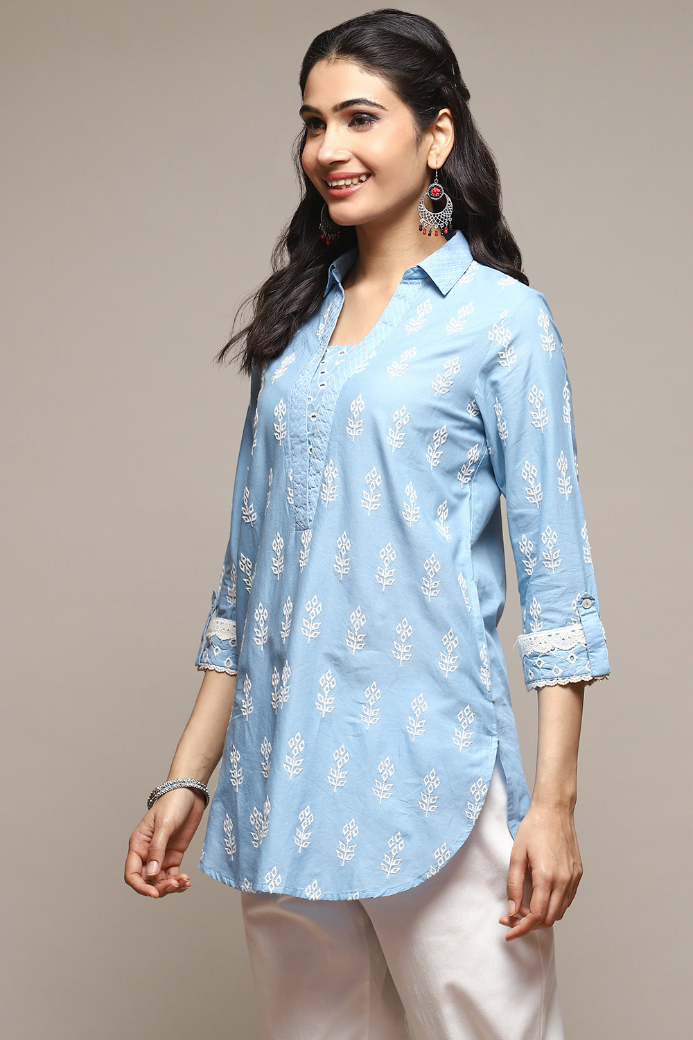 Ice Blue Cotton Embroidered Kurti image number 2