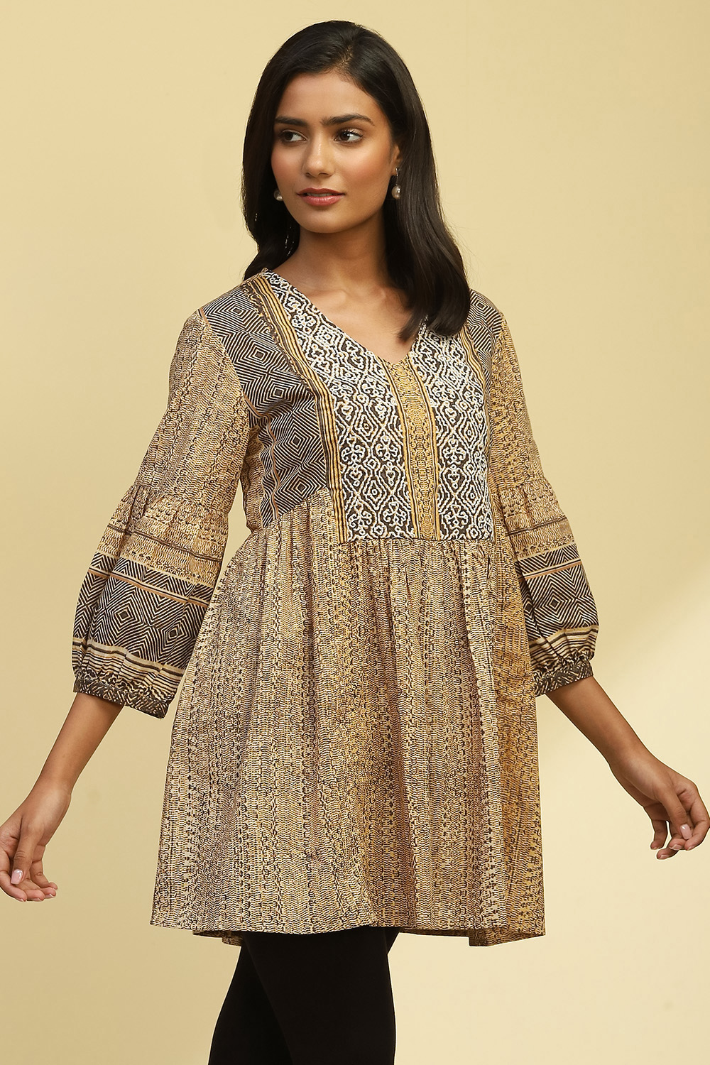 Beige Cotton Printed Flared Kurti image number 4