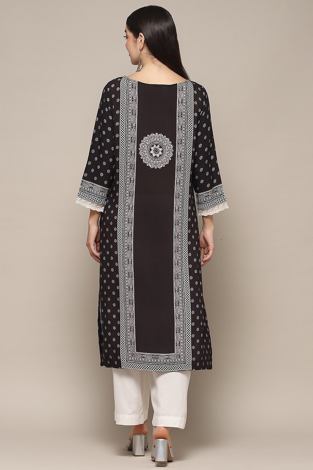 Black & White Printed Straight Kurta image number 3