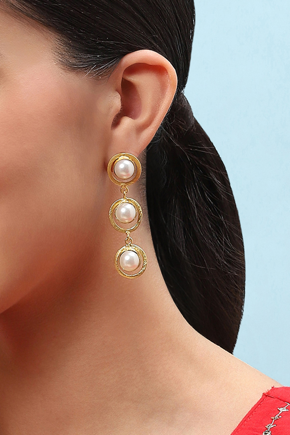 Pearl Pink Brass Earrings image number 3