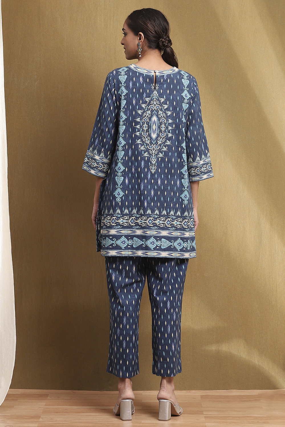 Blue Cotton Printed Straight Kurta Set image number 4