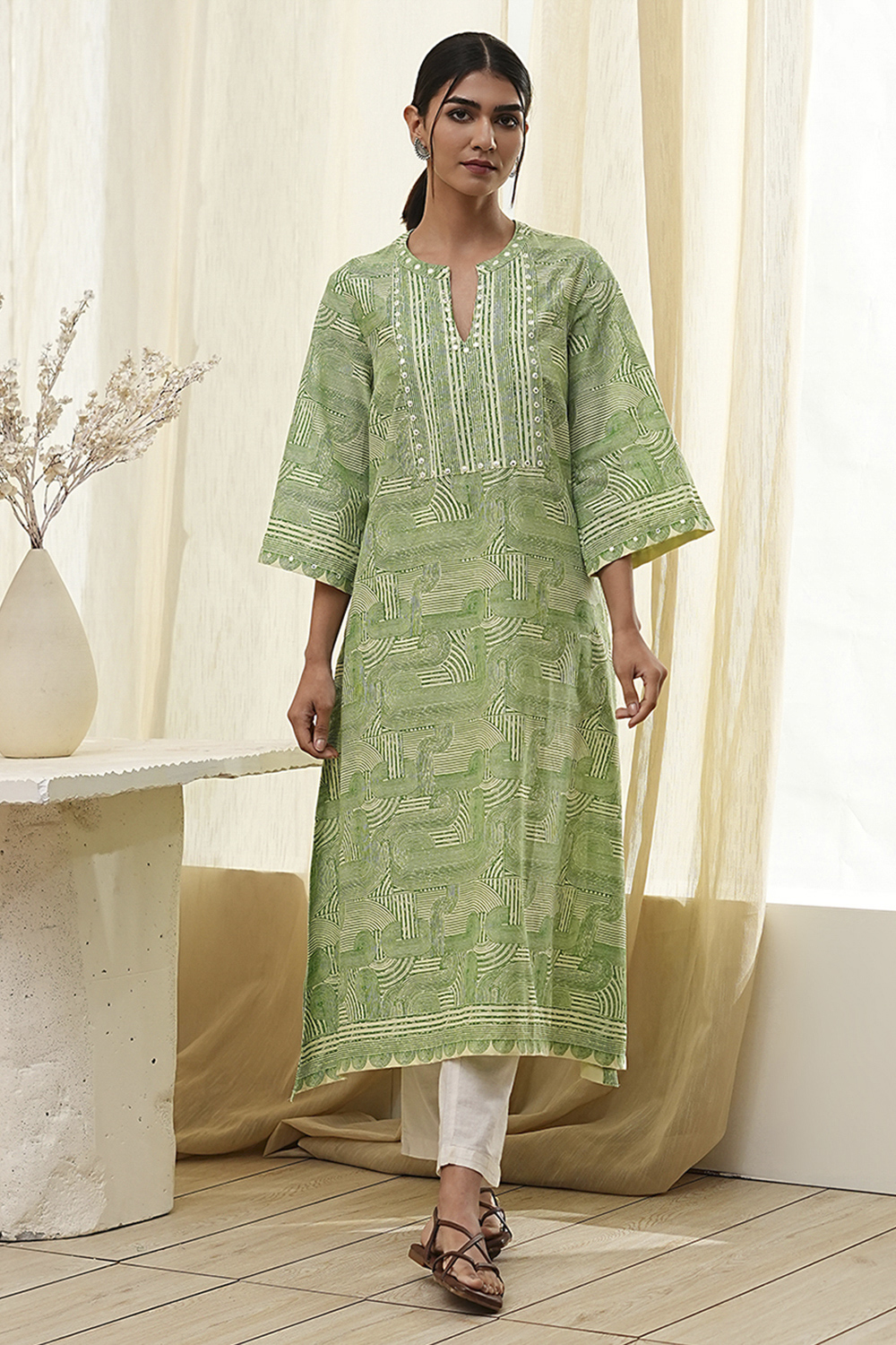 Green Straight Kurta image number 5