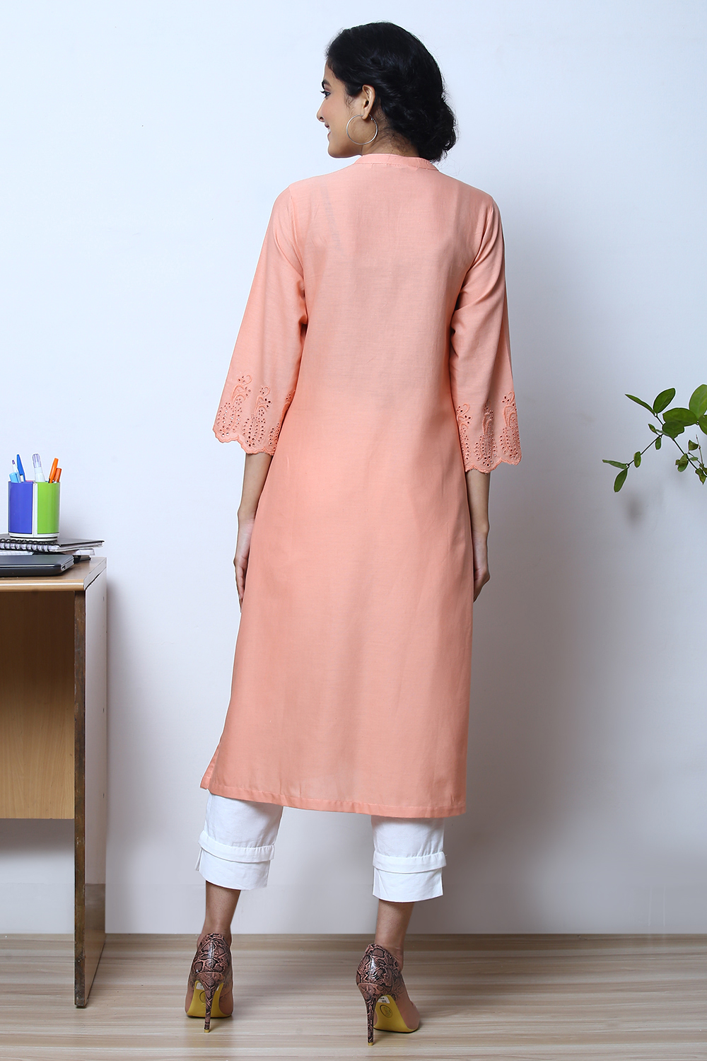 Peach Cotton Flax Kurta image number 5