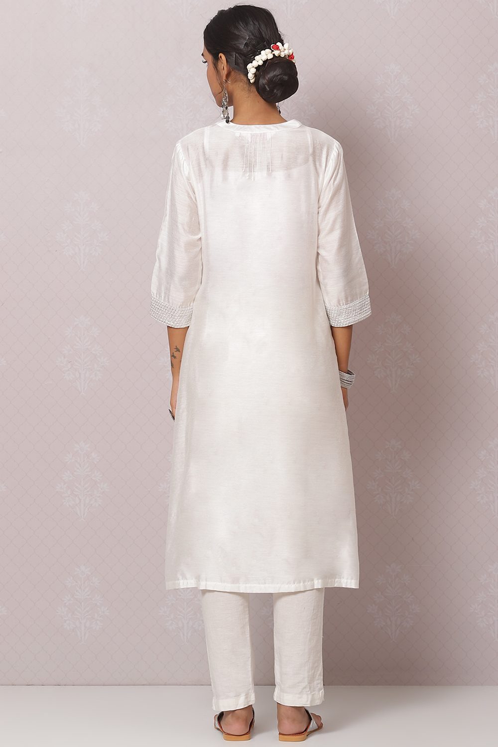 White Solid Nylon Viscose Classic Straight Kurta image number 4