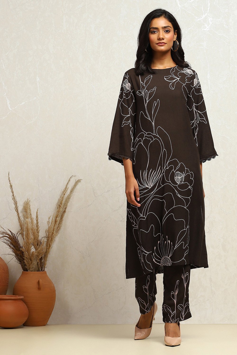 Black Floral Printed Straight Kurta Set image number 6