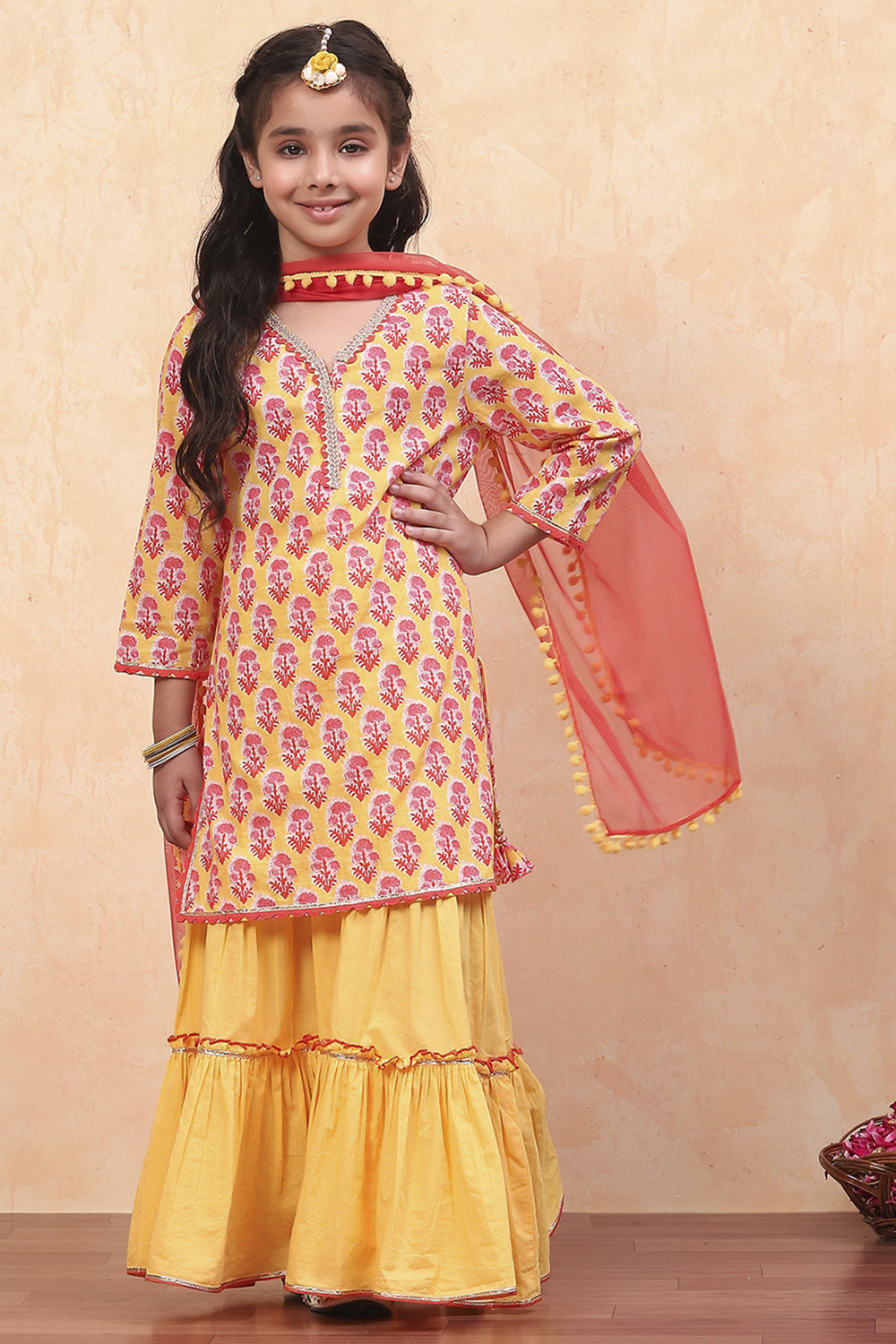 Yellow Cotton Floral Printed Straight Suit Set image number 6