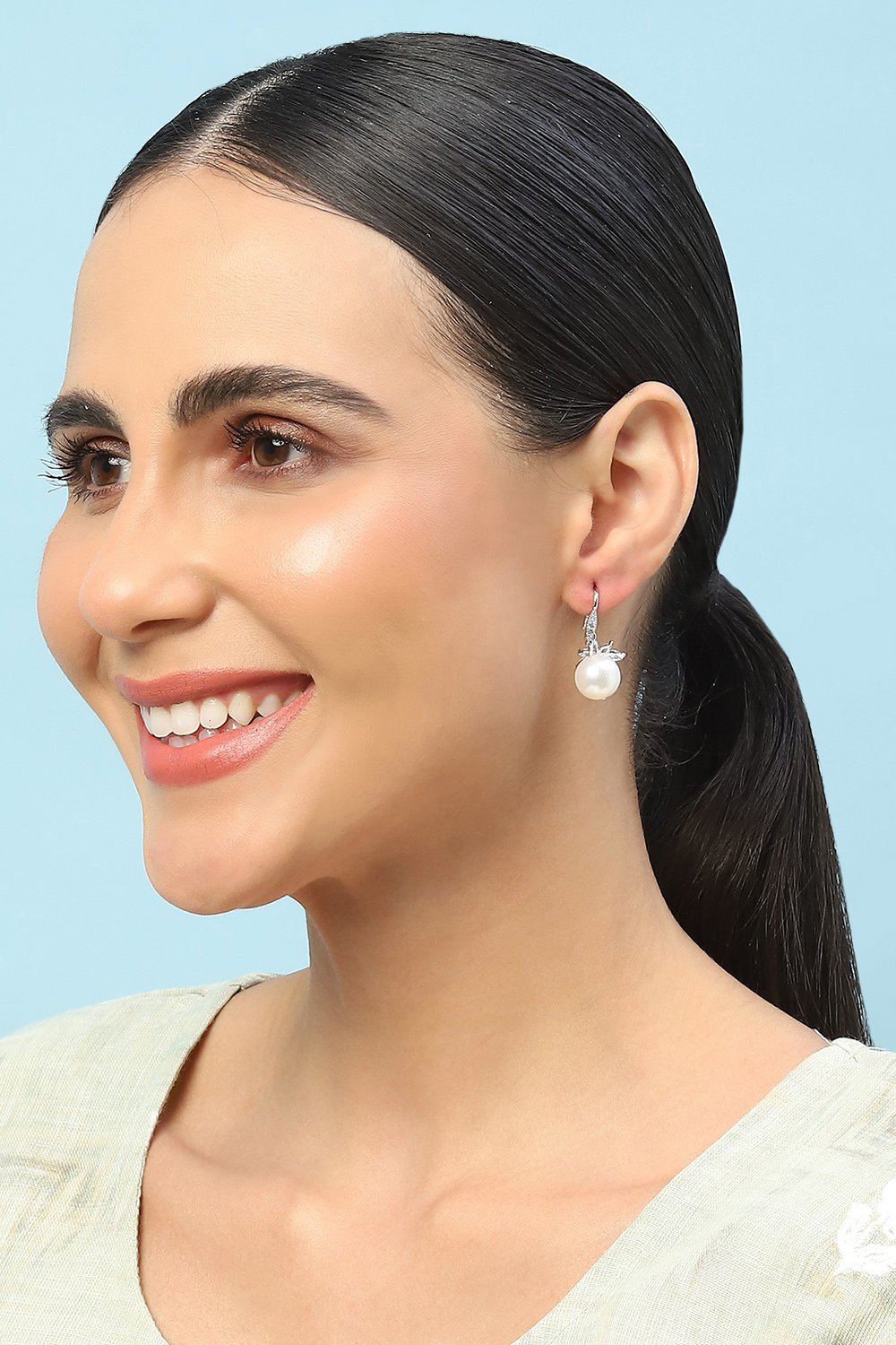 Pearl Brass earrings image number 3