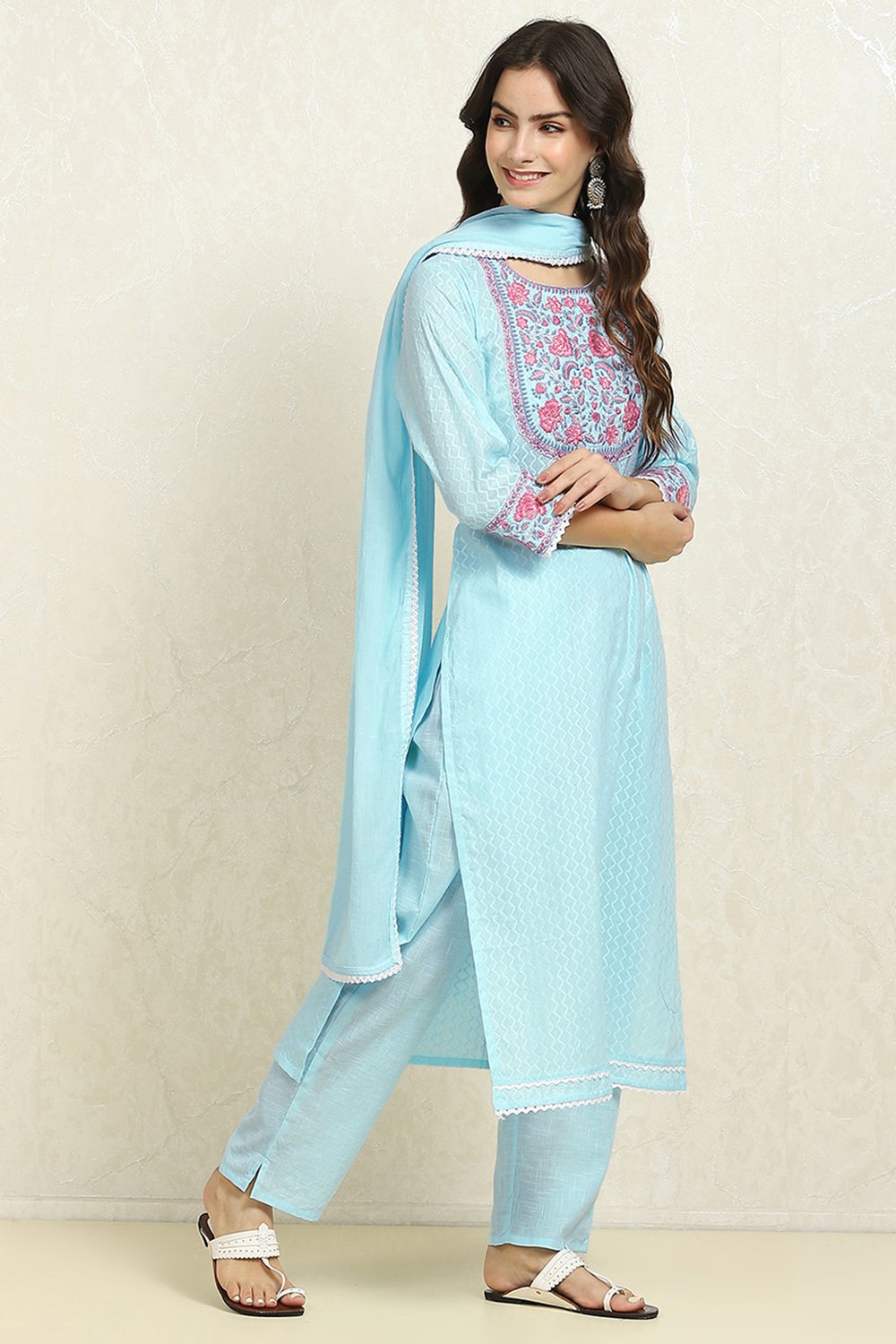 Blue Cotton Handloom Unstitched Suit Set image number 6