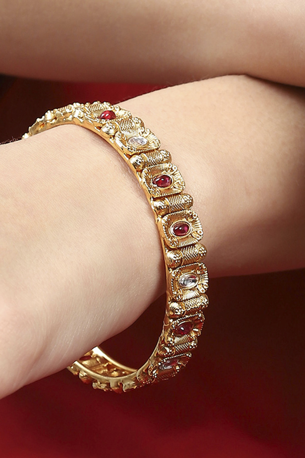 Gold Festive Kade Festive Bangle image number 4