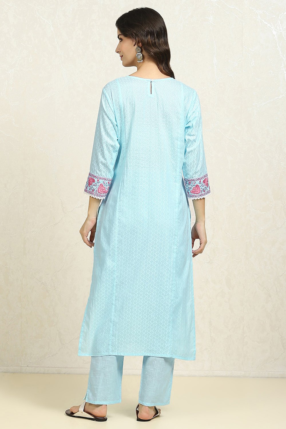 Blue Cotton Handloom Unstitched Suit Set image number 5