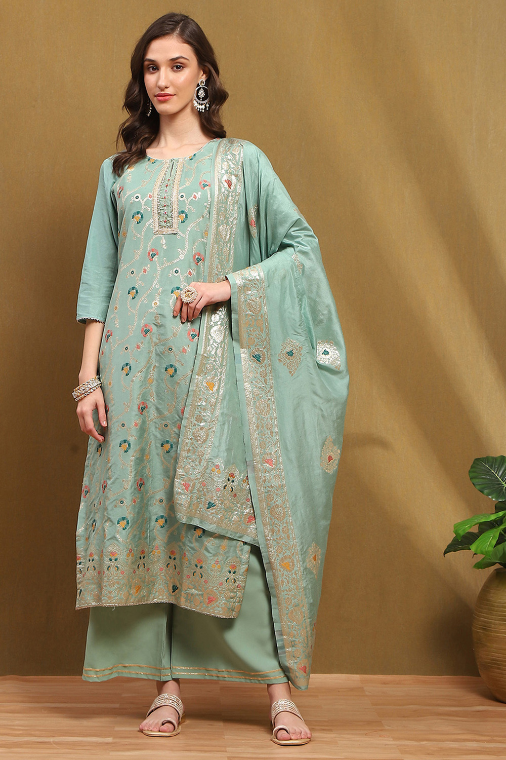 Green Silk Blend Woven Unstitched Suit Set image number 1