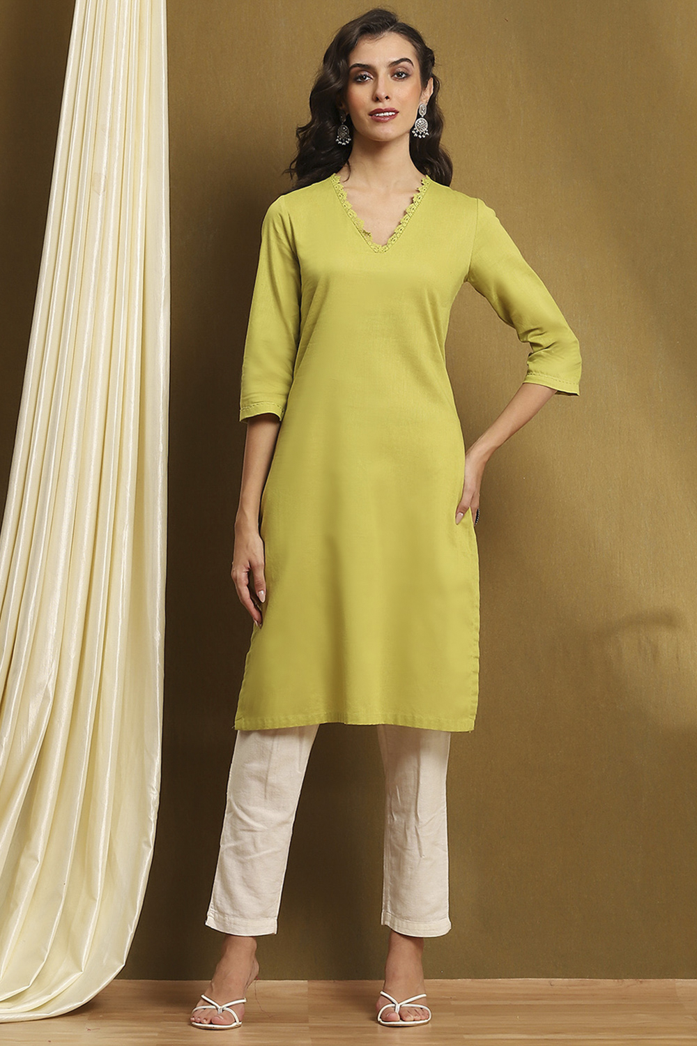 Peach-Coloured Cotton Blend Solid Straight Kurta image number 5