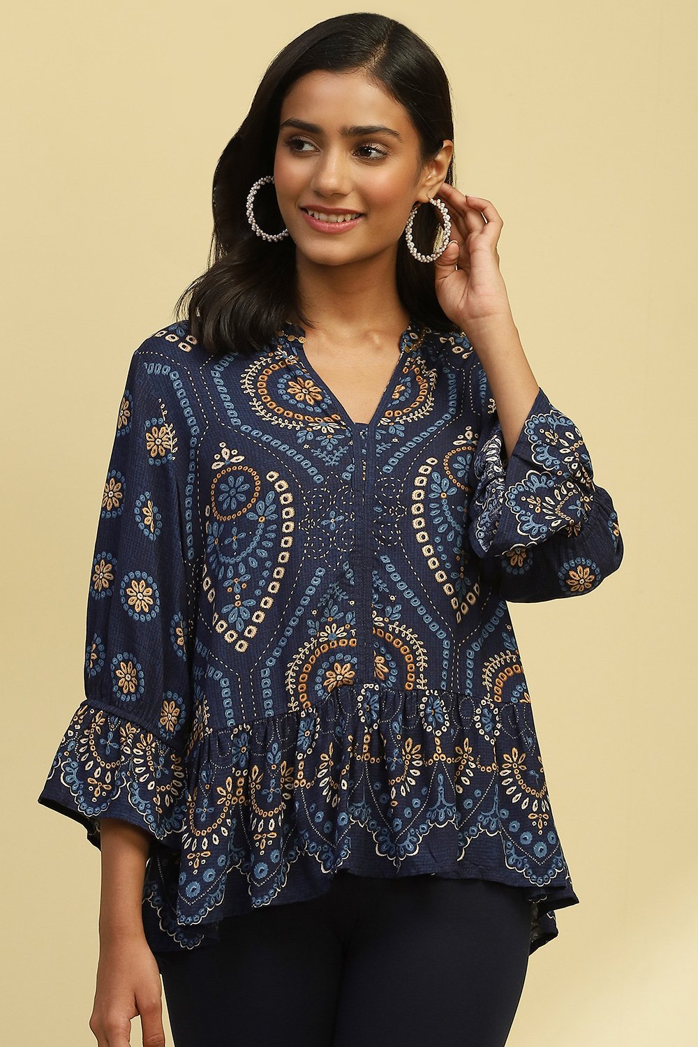 Navy Blue Bandhani Printed Flared Tiered Kurti image number 2